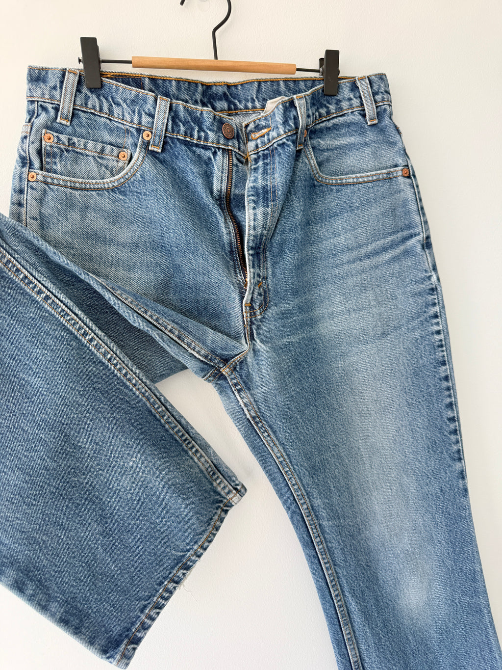 W33 L31 vintage Levis 517 33” measured waist medium faded blue 90s 517s