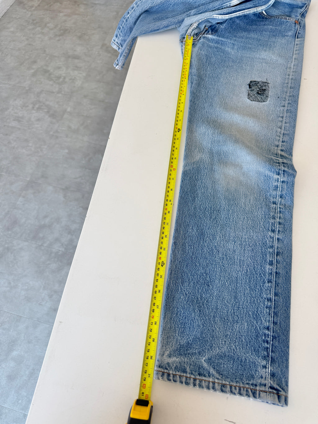 W31 L30 vintage Levis 501xx 31” measured fade whiskers USA 501s 90s