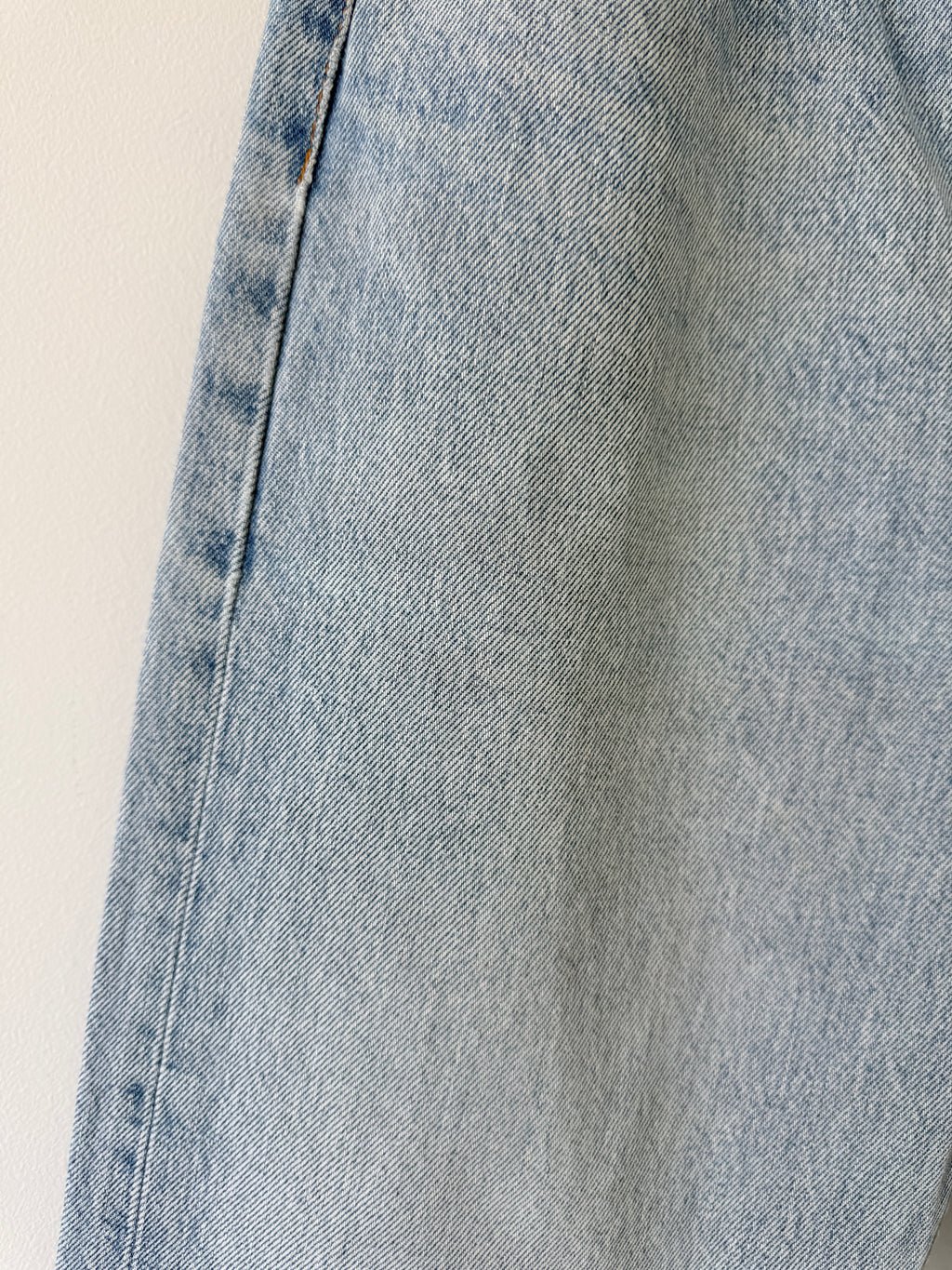 W29 L35 vintage Levis 501 28-29” measured light blue faded 90s denim Levi’s 501s
