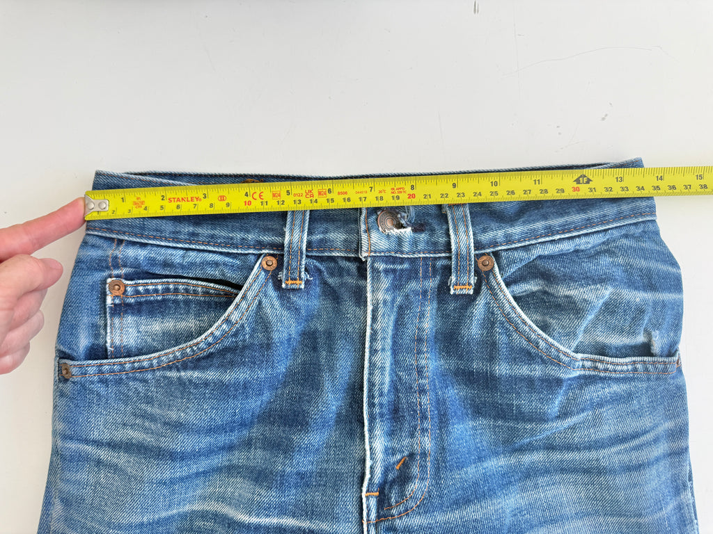 Soft W26 L27 vintage Levis 630 25/26” measured waist dark faded blue 630s 80s
