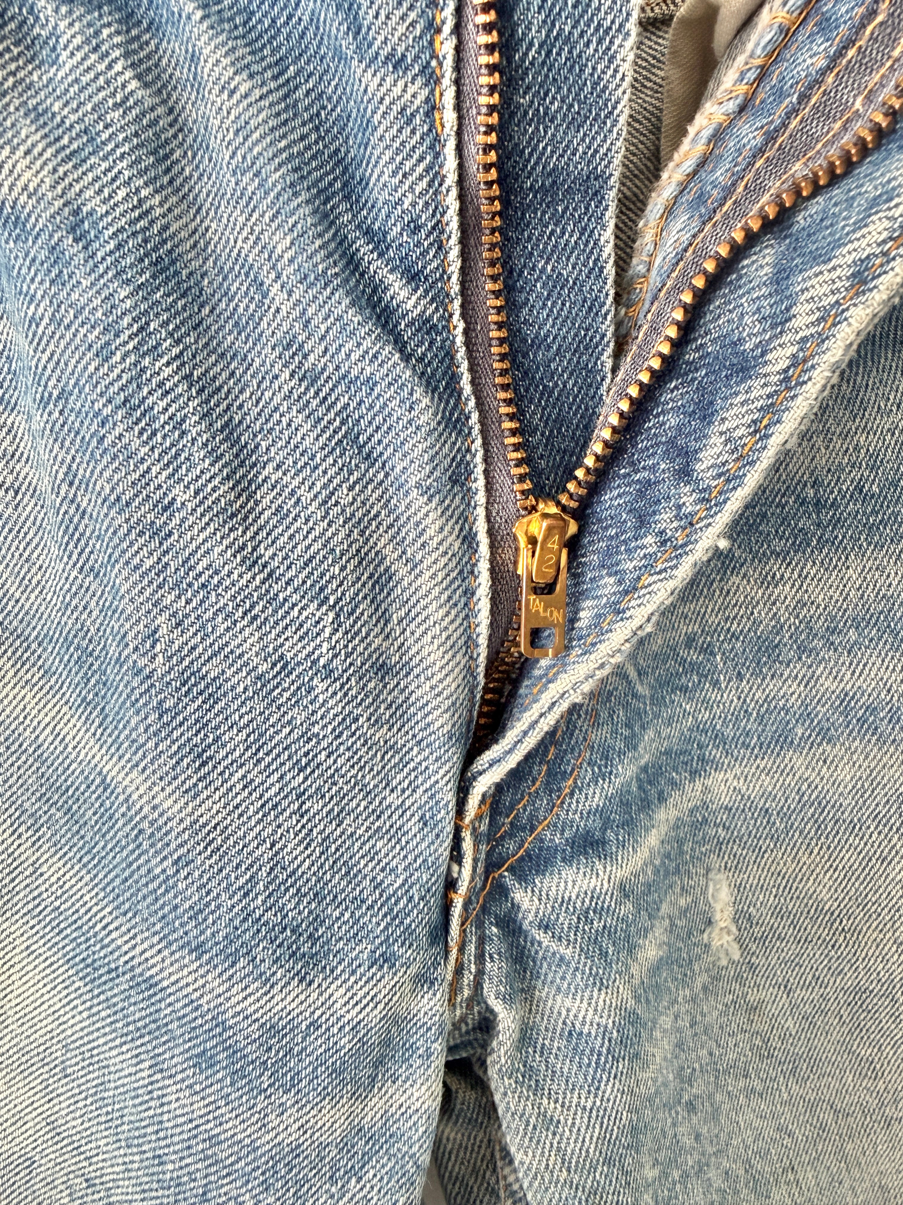 W26 L29 vintage Levis 684 26” measured waist faded blue 684s USA 70s