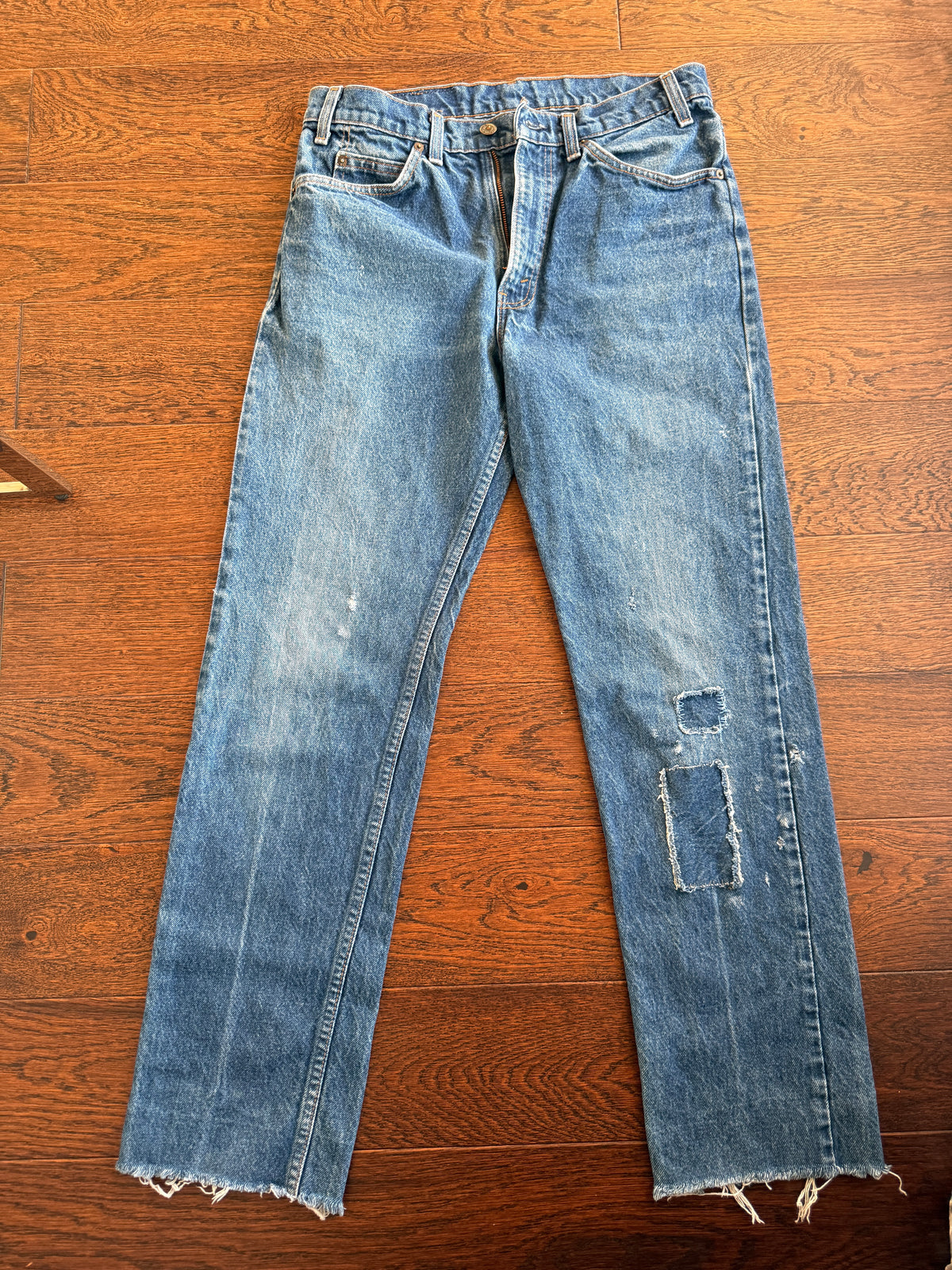 W31 L30 vintage Levis 509s 30/31” measured dark denim patch work blue 90s 509s USA