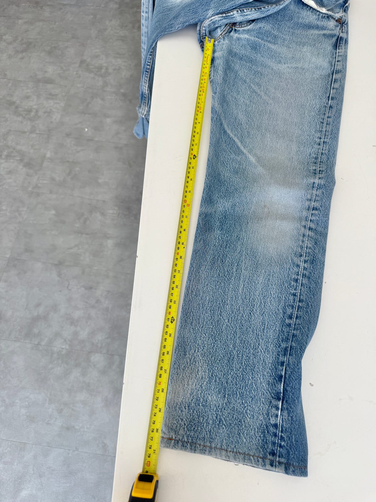 W32 L30 vintage Levis 501s 31/32” measured medium light blue fade 501s 80s