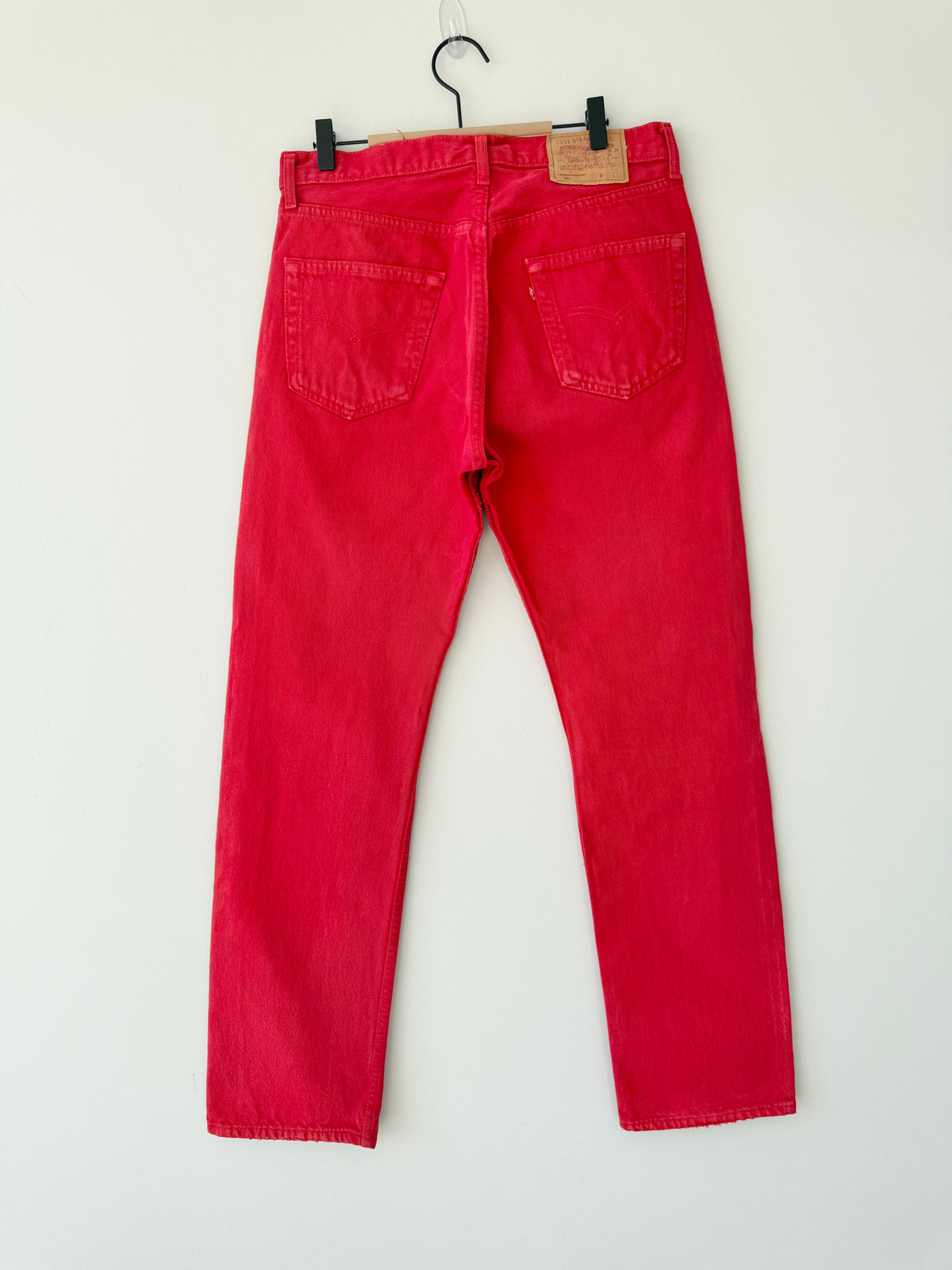 W31 L32 vintage Levis 501s 30/31” measured red denim 90s USA 501s