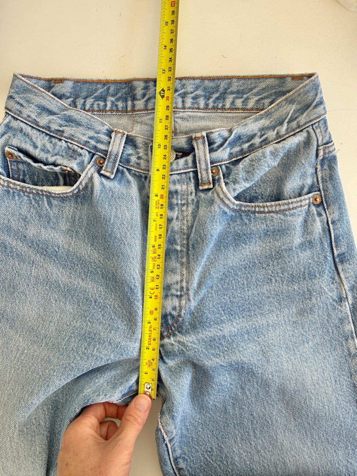 W25 L27 vintage Levis 501 24/25” measured fade light denim USA 501s 80s