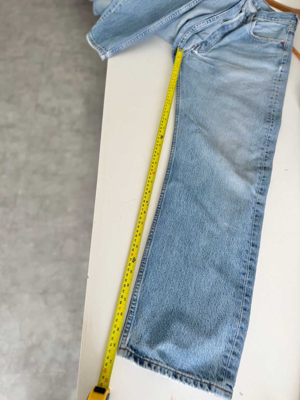 W31 L30 vintage Levis 501 30/31” measured light blue denim faded blue y2k levi’s 501s