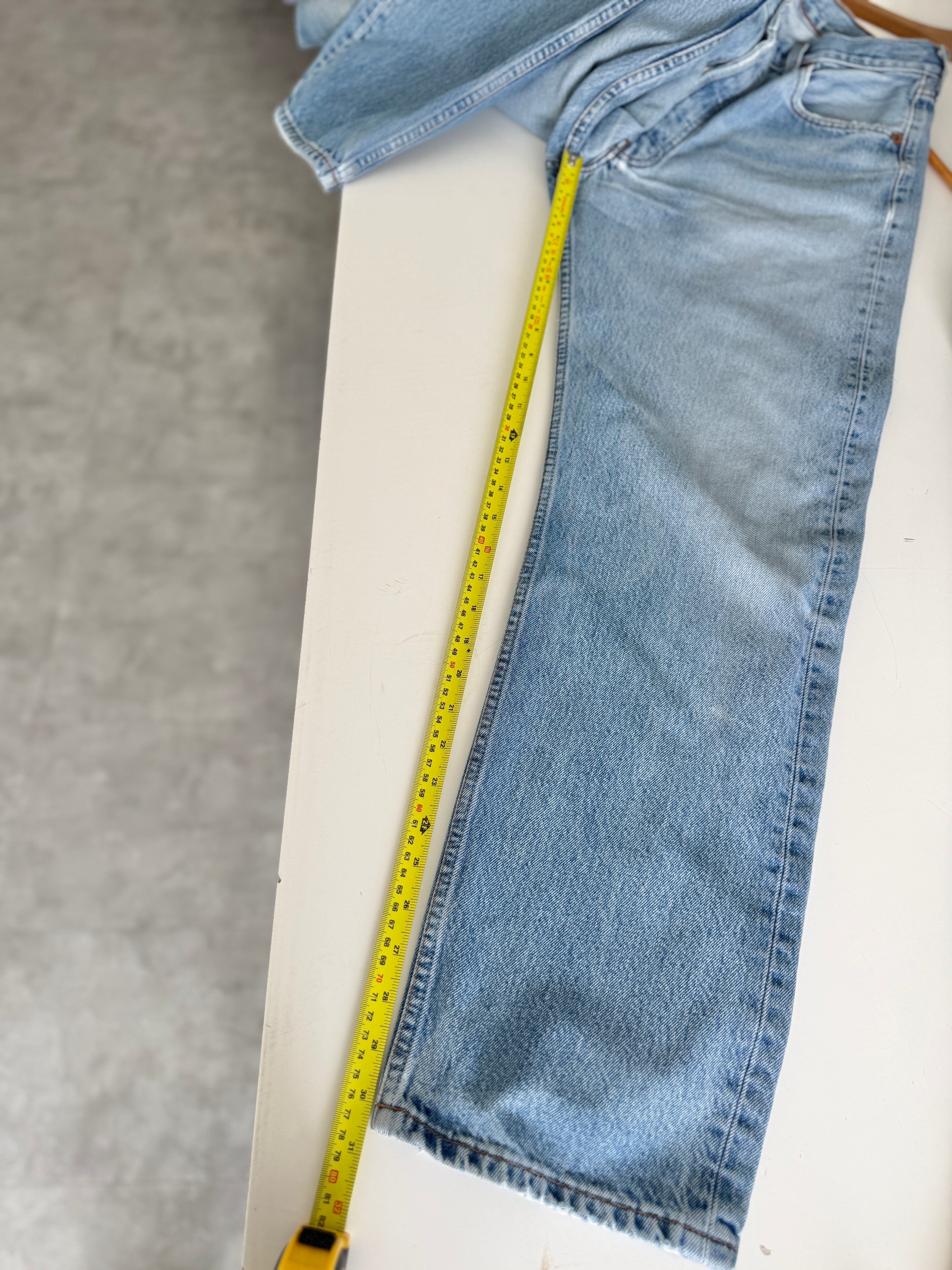 W31 L30 vintage Levis 501 30/31” measured light blue denim faded blue y2k levi’s 501s