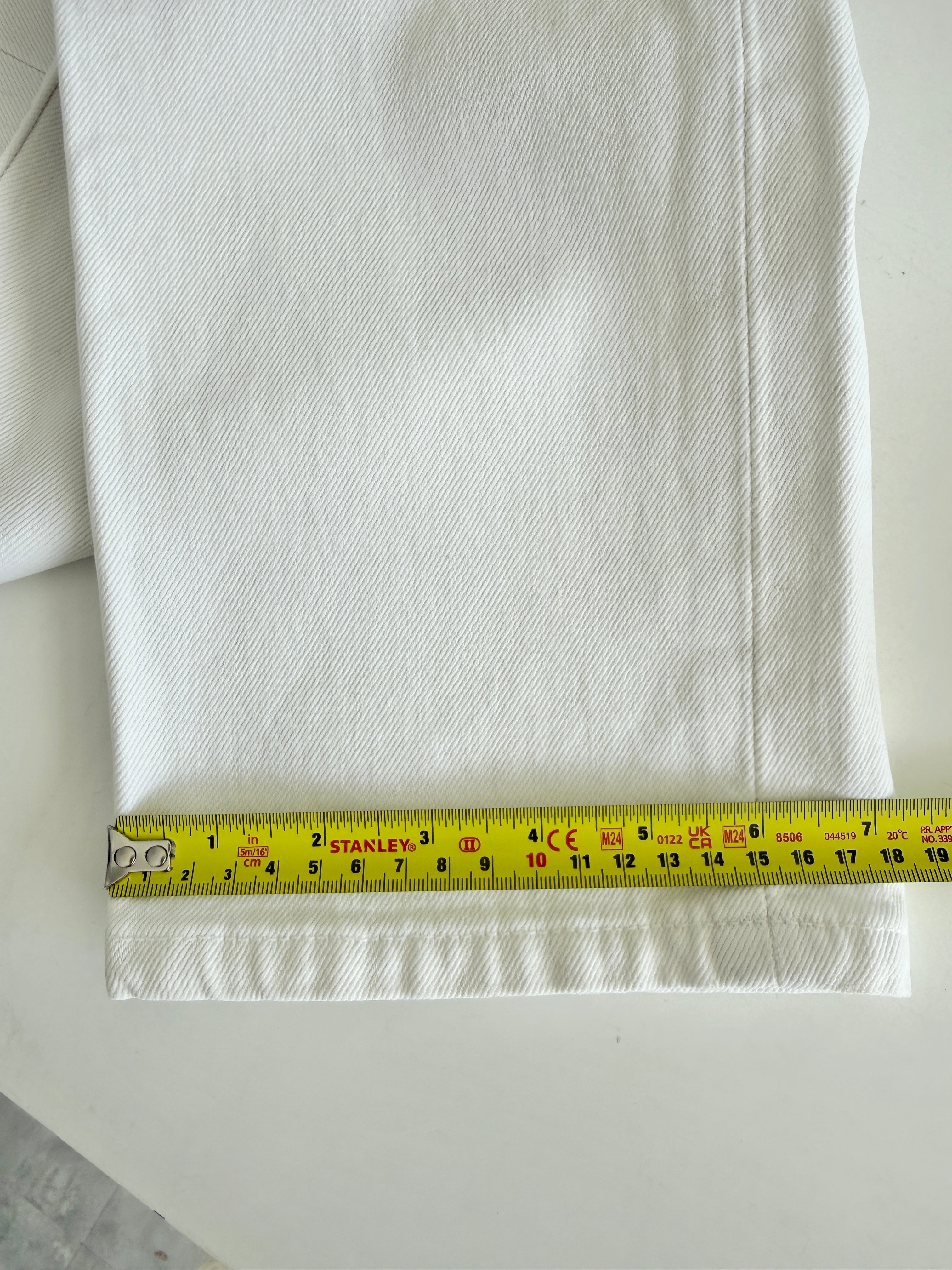 W27 L31 vintage Levis 501 26/27” measured waist white 501s 90s USA denim