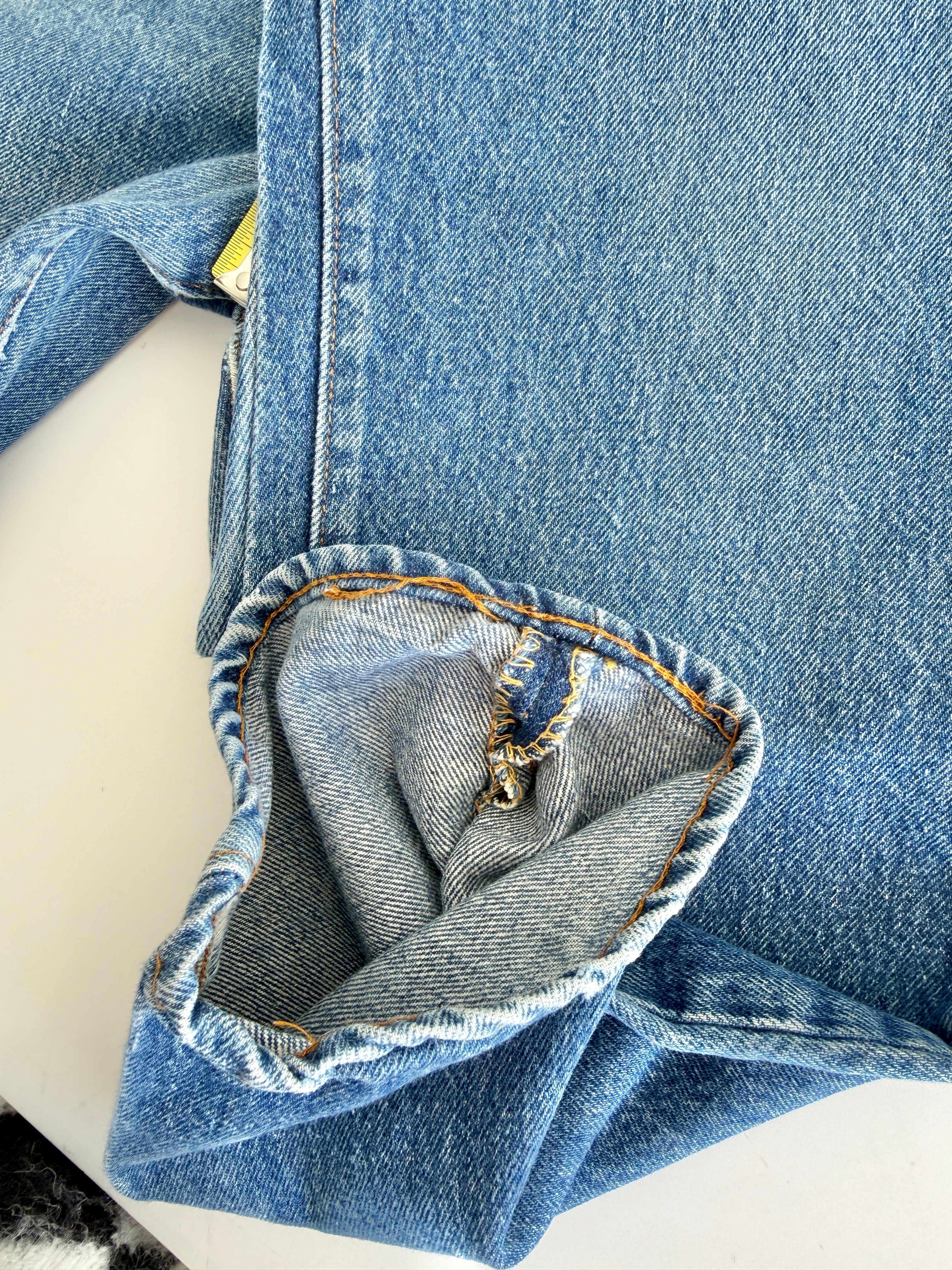 W29 L32 vintage Levis 501 28-29” measured dark faded blue denim 80’s levi’s 501s