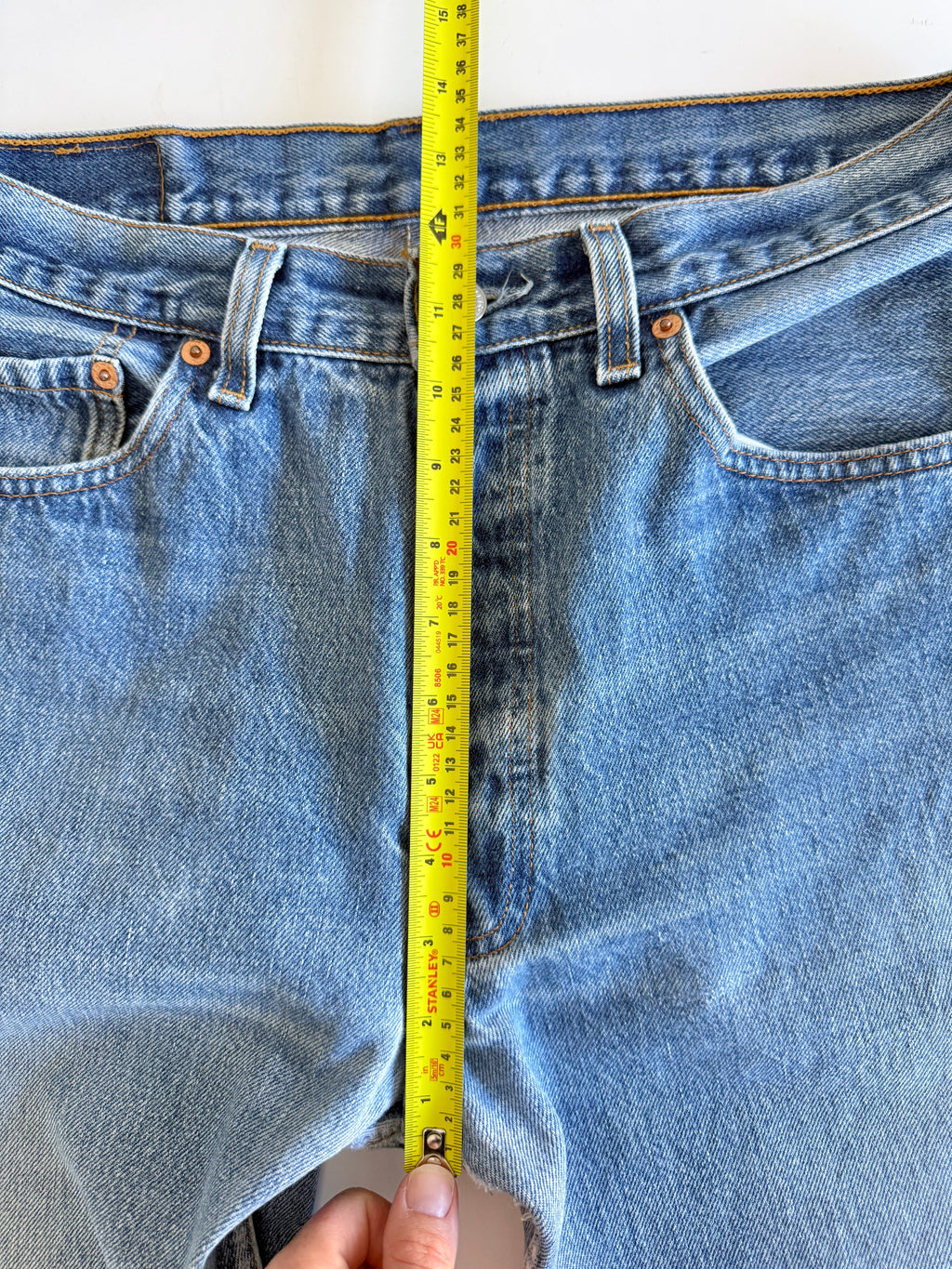 W31 L30 vintage Levis 501xx 31” measured fade whiskers USA 501s 90s