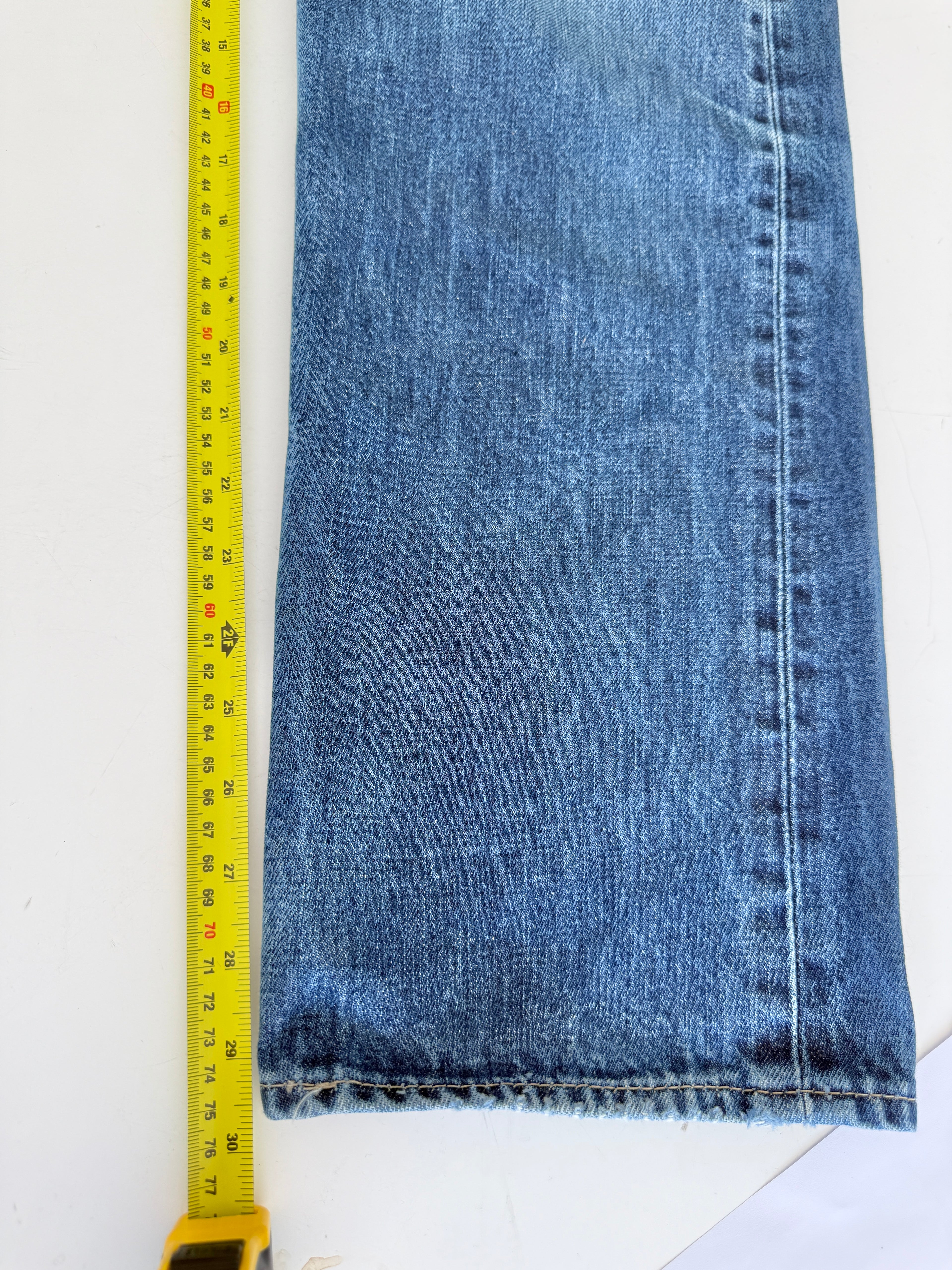 W30 L29 vintage Levis 501 29/30” measured waist faded dark blue 501s Y2K denim