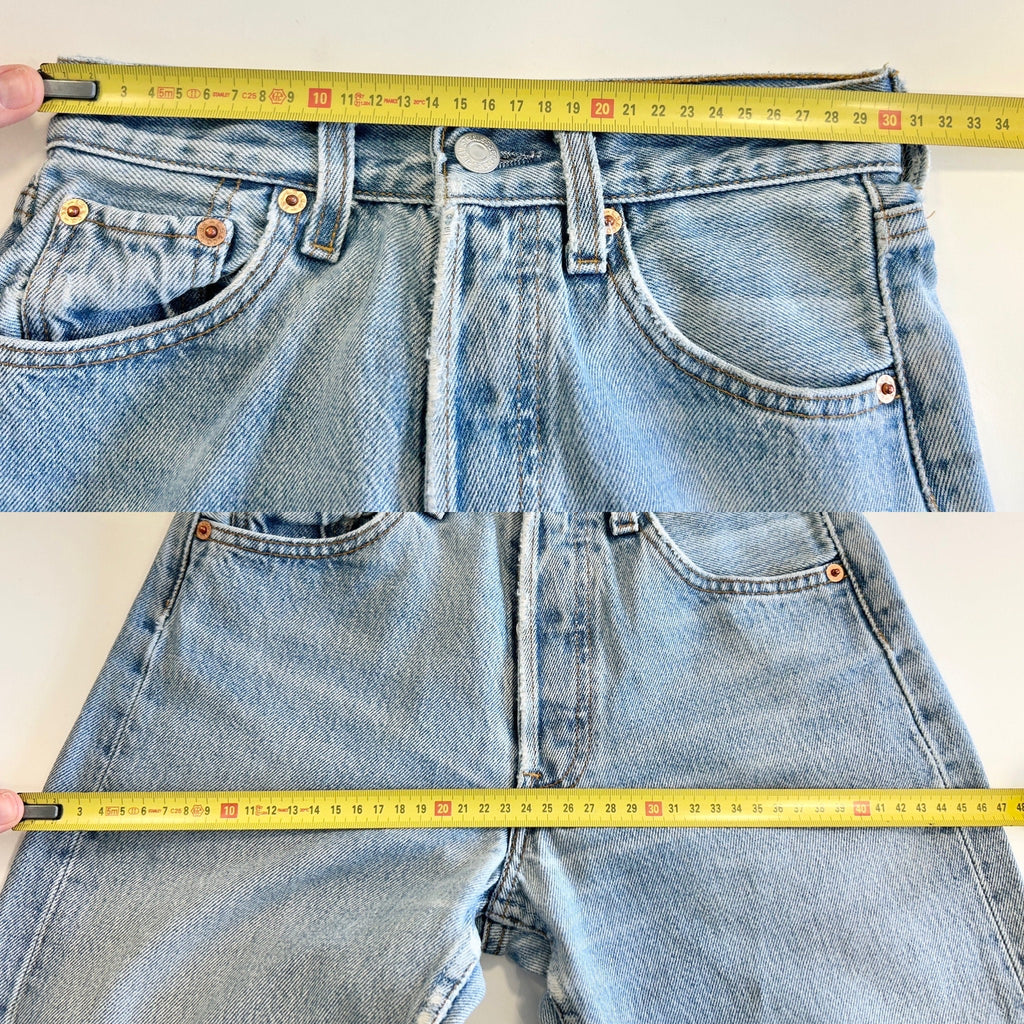 Levi’s 501 vintage w23 L30 Levi’s 501 light blue faded blue straight leg blue 501 vintage blue 501 worn vintage Levi’s