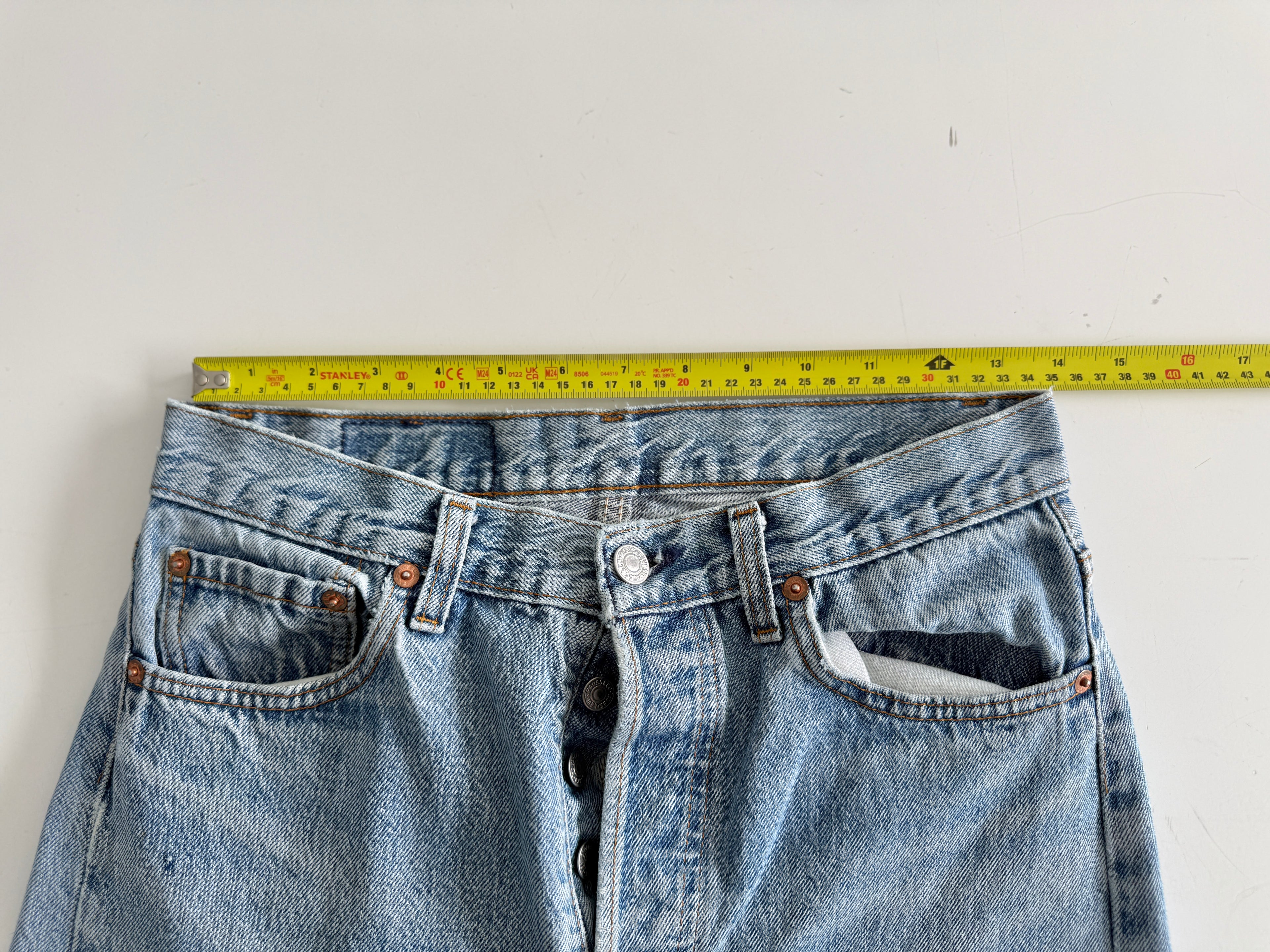 W28 L30 vintage Levis 501 27/28” measured medium light faded blue denim 80/90s Levi’s 501s