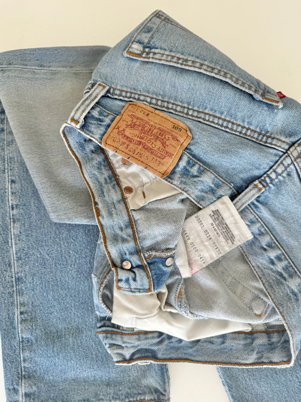 Soft W30 L29 vintage Levis 501 29/30” measured waist light blue dirty Y2K 501s