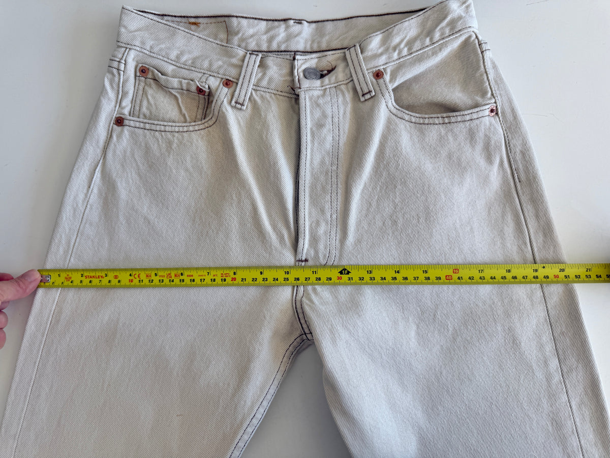 W27 L34 vintage Levis 501s 26/27” measured beige 501s 90s USA