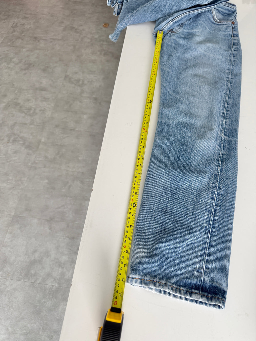 W28 L30 vintage Levis 501 27/28” measured waist dark faded blue 501s amazing fade 90s denim