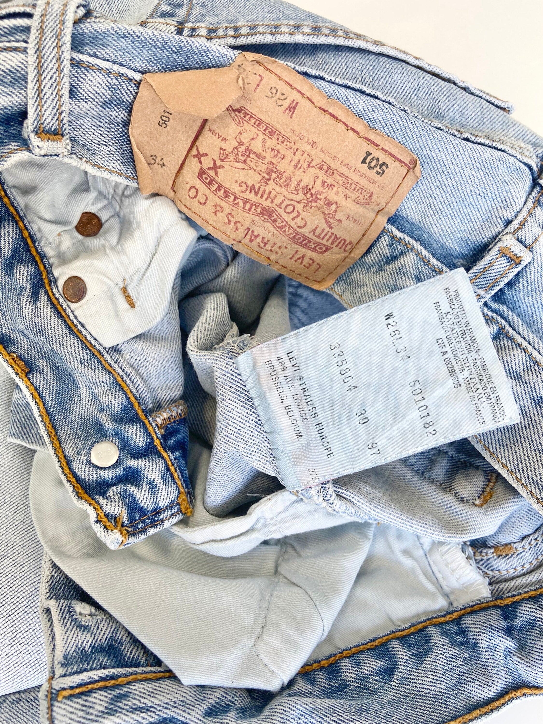 Levis 501 jeans w25 L34 90s light wash faded blue flared faded wash blue 501 vintage 501s