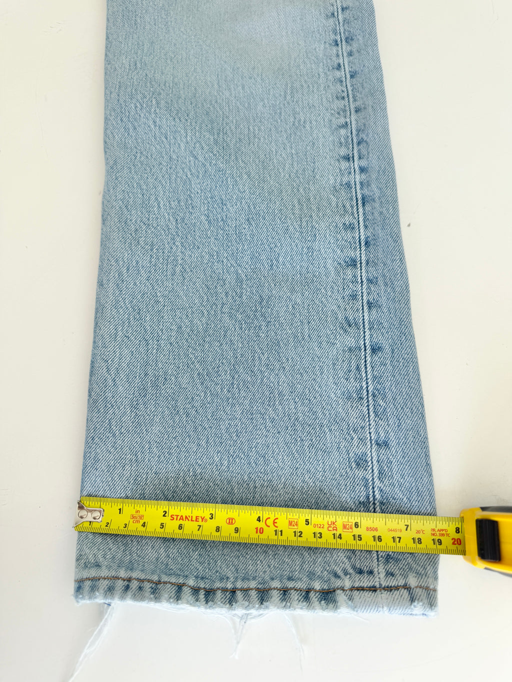 W29 L30 vintage Levis 501 28/29” measured light faded blue denim Levi’s 501s USA