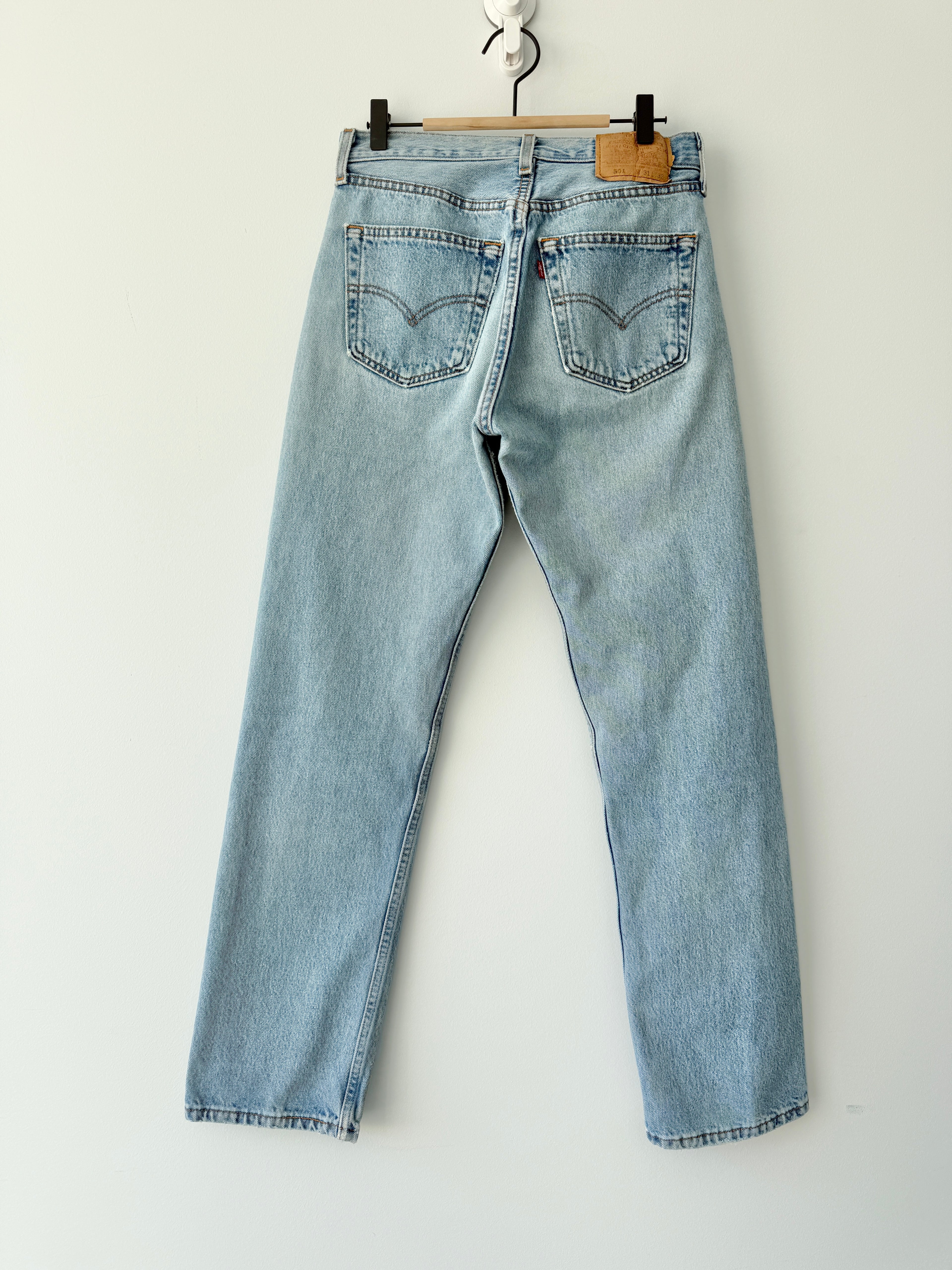 W29 L30 vintage Levis 501 28-29”measured light blue 90s USA 501s
