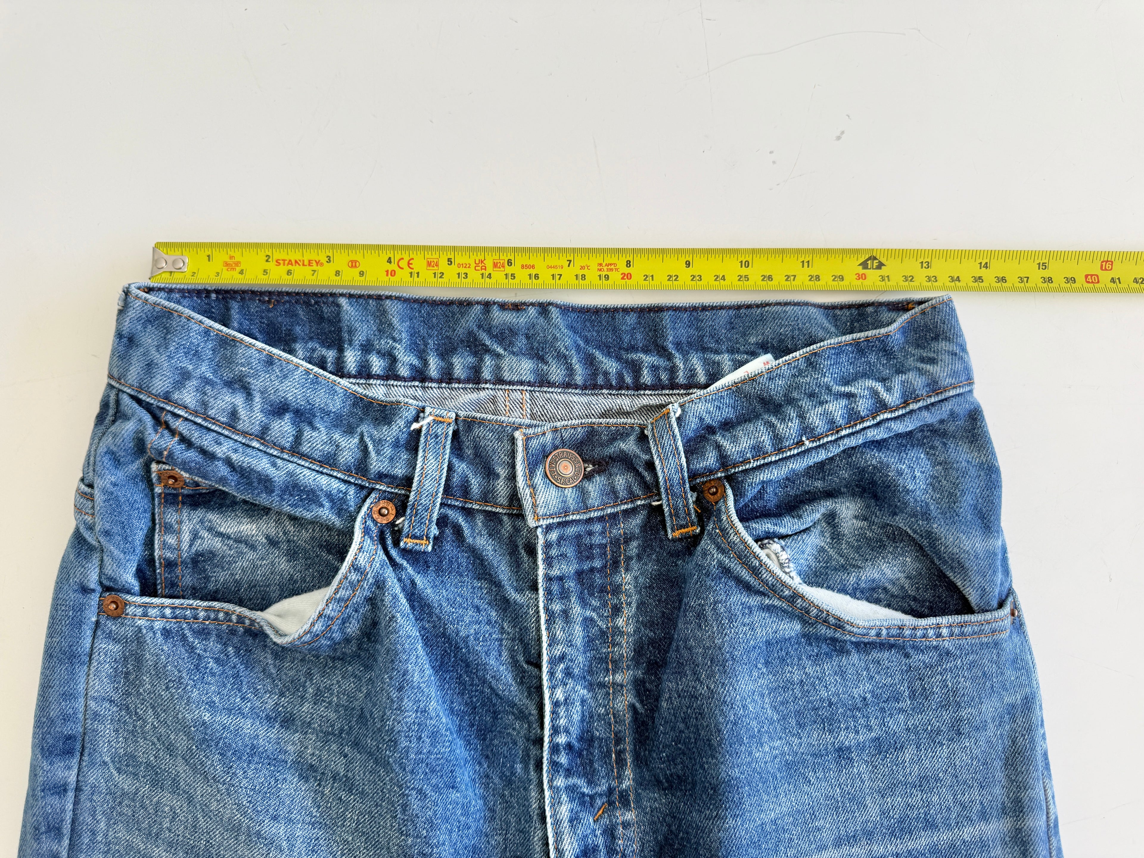 W27 L30 vintage Levis 631 26-27” measured dark faded blue denim orange tab 80/90s Levi’s 631s