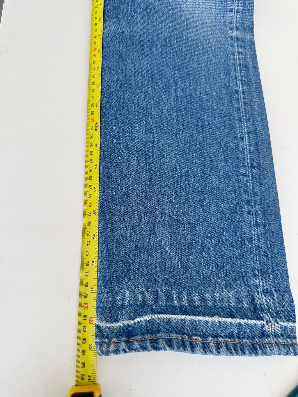 W28 L33 vintage Levis 501s 27/28” measured dark fade blue 501s 90s USA