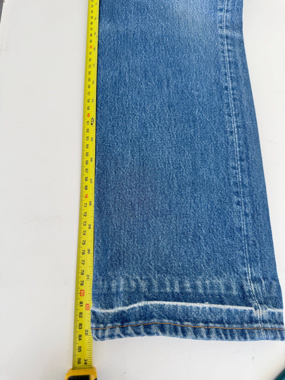 W28 L33 vintage Levis 501s 27/28” measured dark fade blue 501s 90s USA