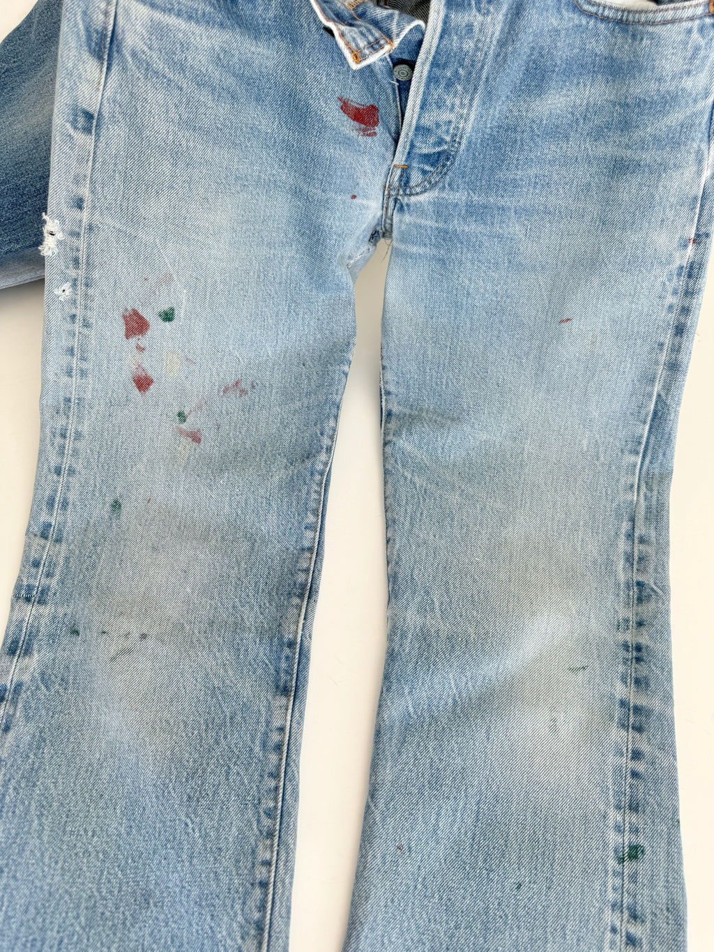 Selvedge W27 L30 vintage Levis 501 26-27”measured medium blue 80s USA 501 selvedge distressed & paint 501s
