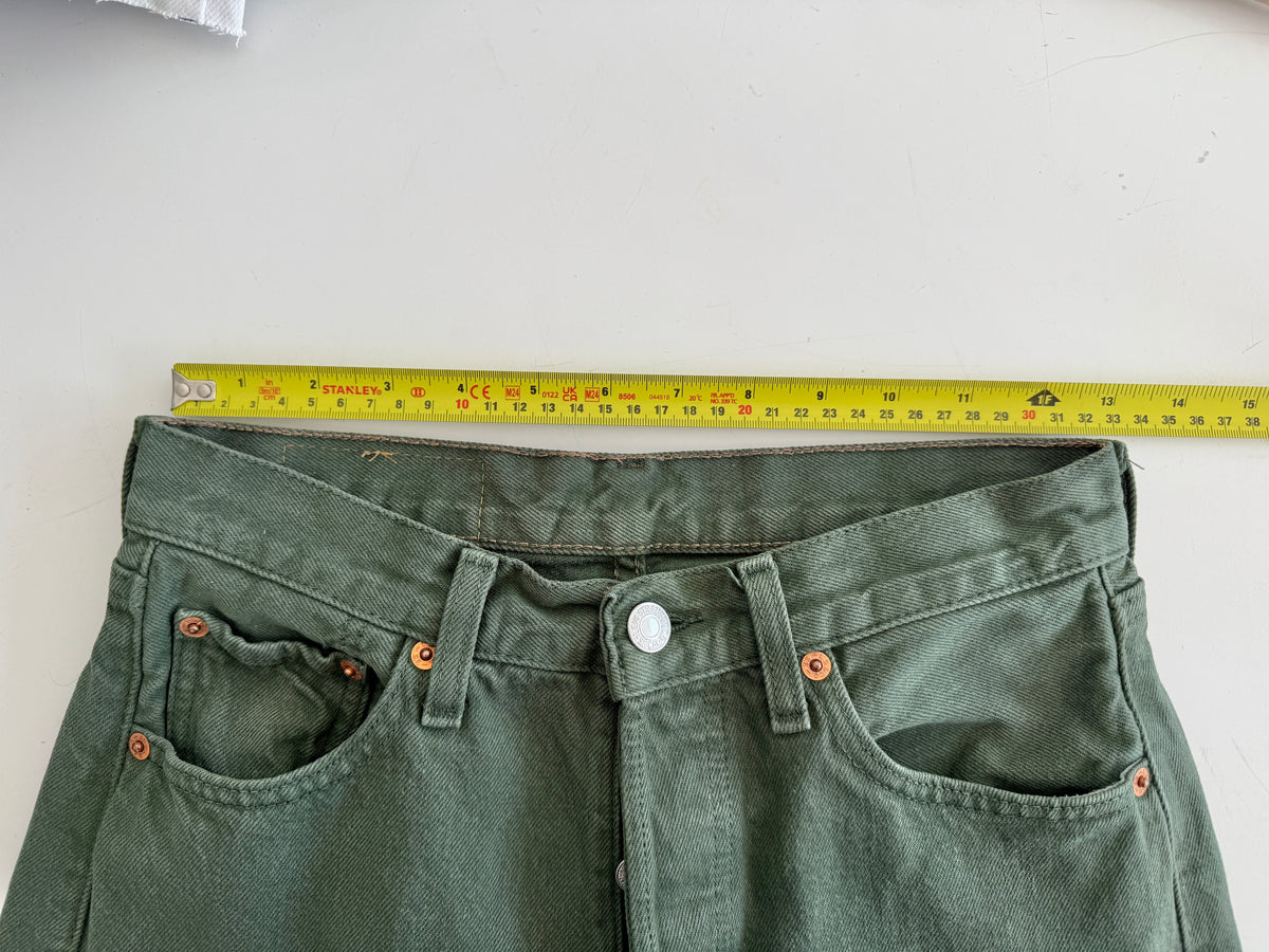 W26 L31 vintage Levis 501 khaki green 25/26” measured waist 501s 90s