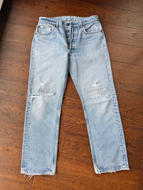 Levis 501 vintage w31 L28 Levi’s faded  blue made in USA 80s straight leg Levi’s 501 vintage 501  30/31” waist