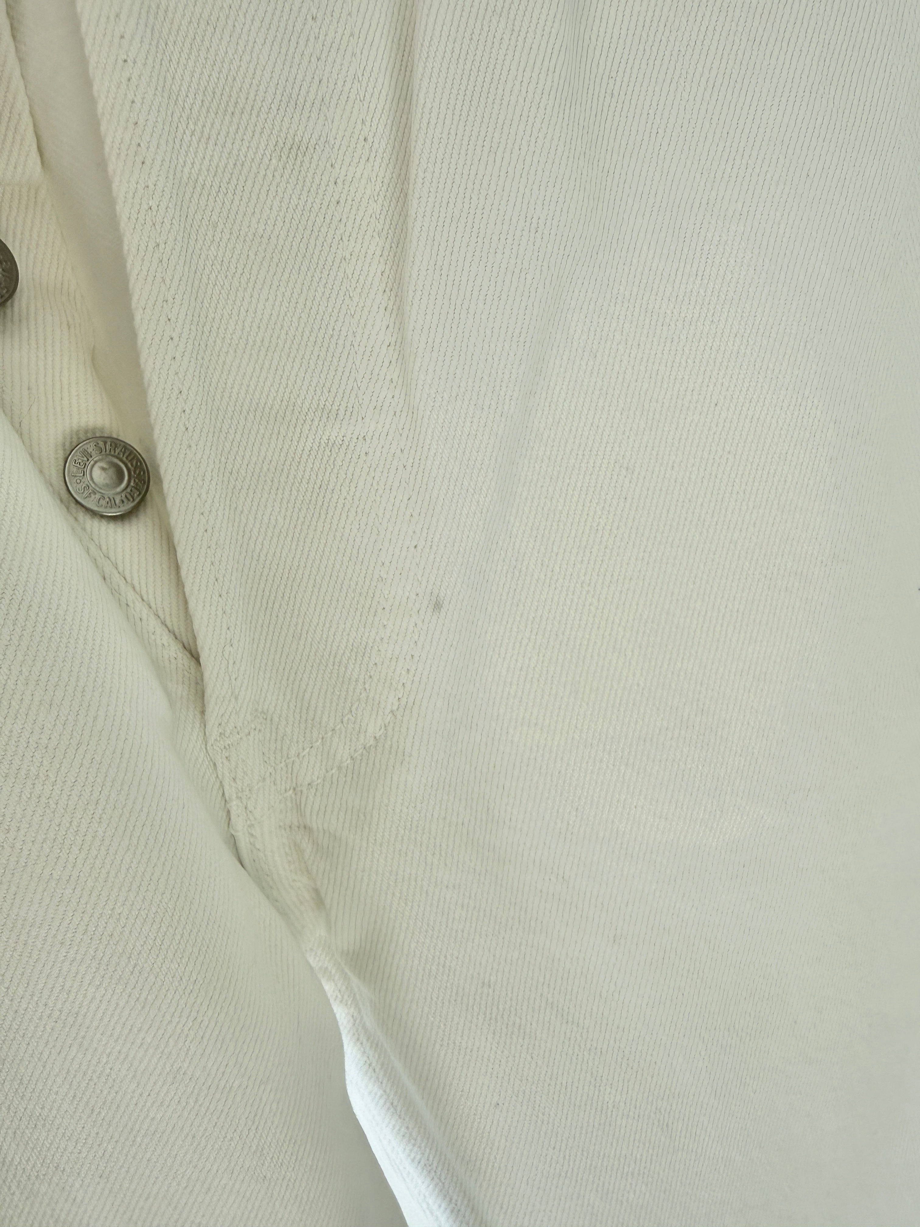 W27 L31 vintage Levis 501 26/27” measured waist white 501s 90s USA denim