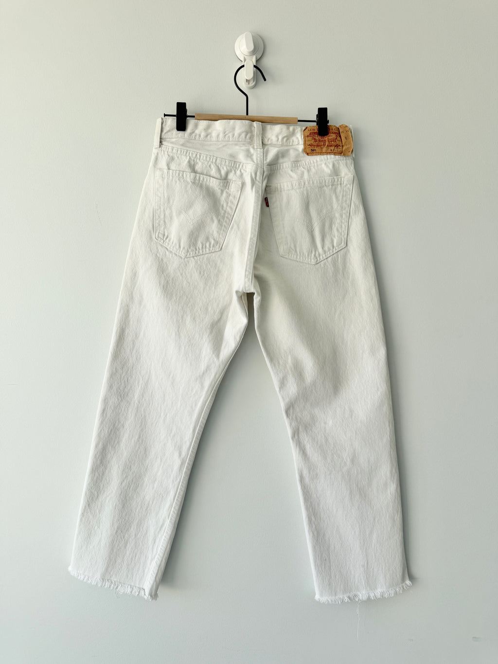 W29 L27 vintage Levis 501 28-29” measured unique white denim 90’s 501s
