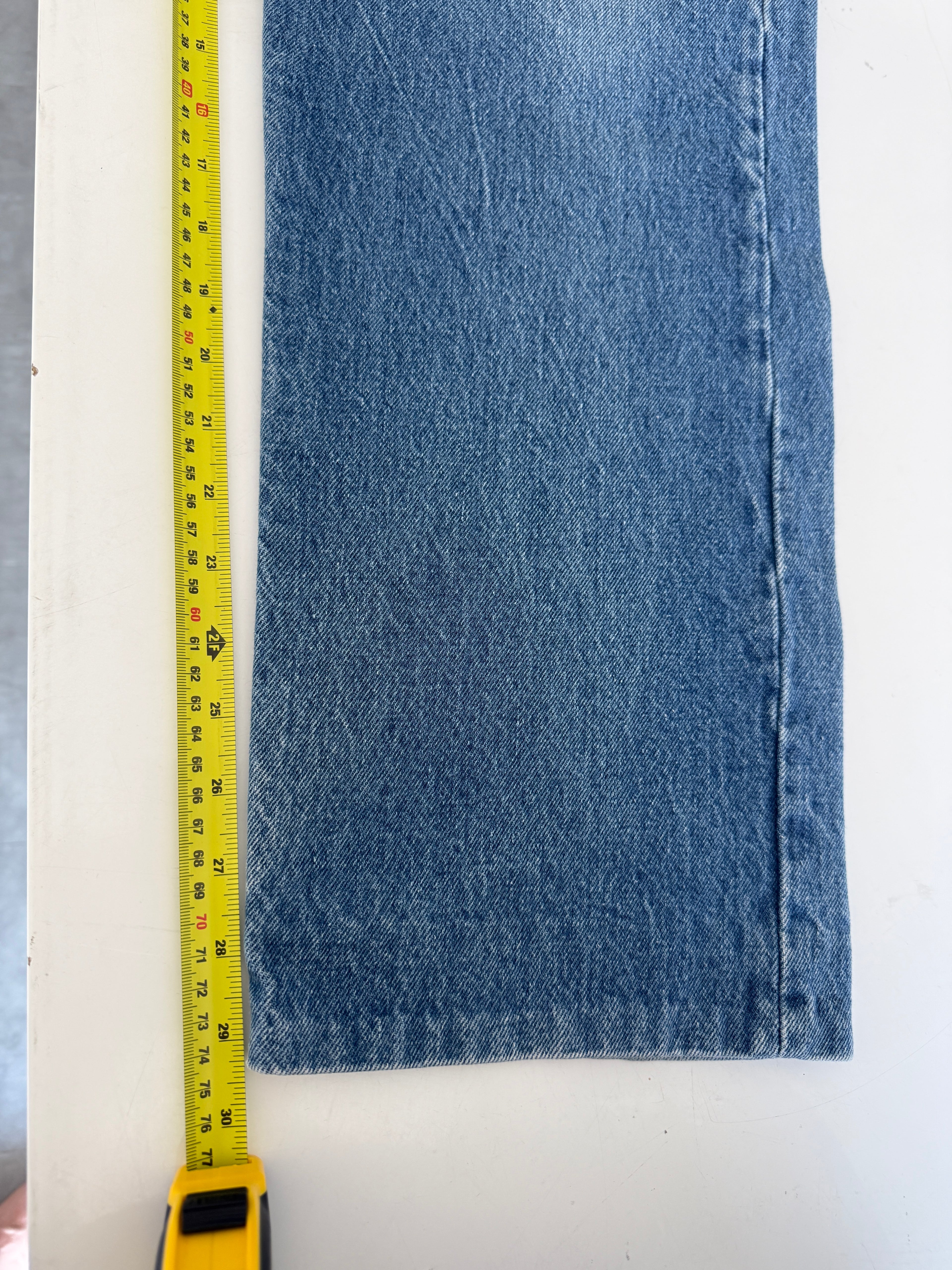 W33 L29 vintage Levis 501 32/33” dark blue faded Levi’s 501s USA 80s