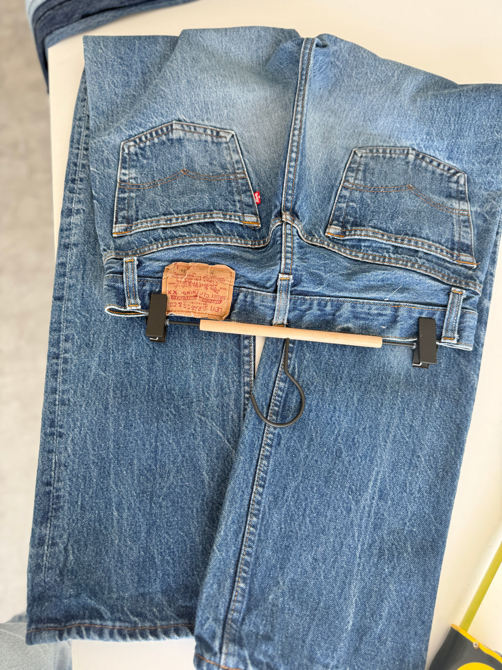 W30 L32 vintage Levis 501 29-30” measured dark blue faded blue 80s denim Levi’s 501s USA