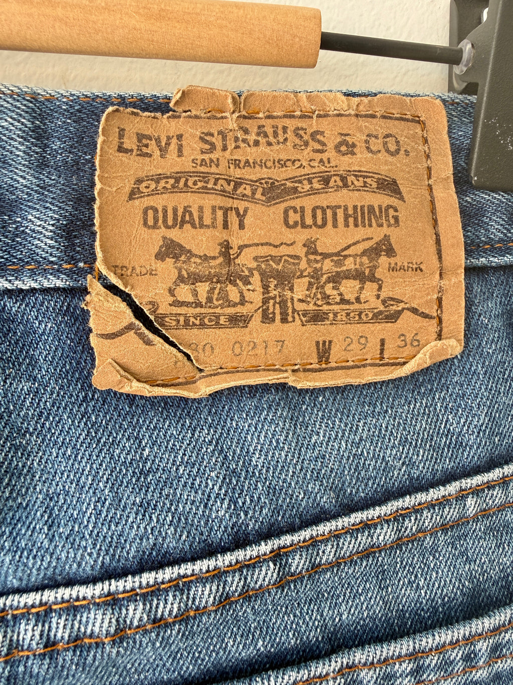 Soft W26 L27 vintage Levis 630 25/26” measured waist dark faded blue 630s 80s
