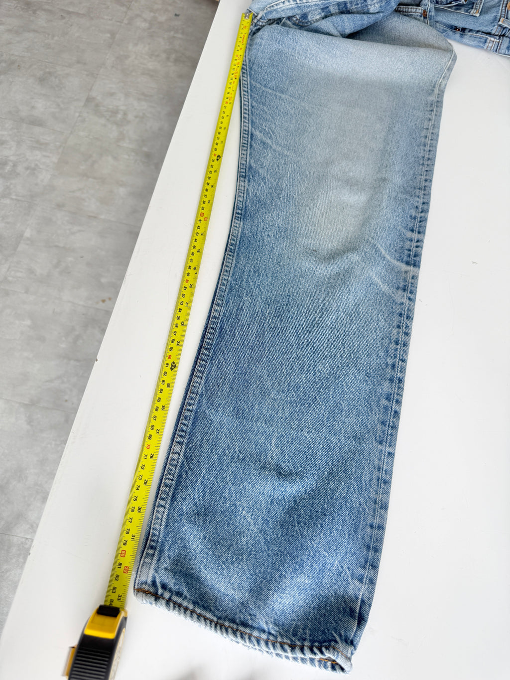 W38 L32 vintage Levis 501s 37/38” measured medium light medium fade denim Levi’s 501s 80s USA