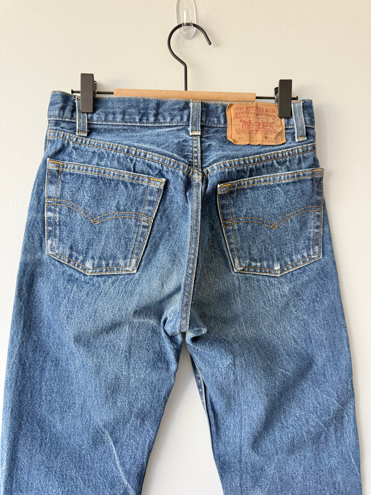 W26 L27 vintage Levis 501 25/26” measured raw blue 80s USA 501s slim hips