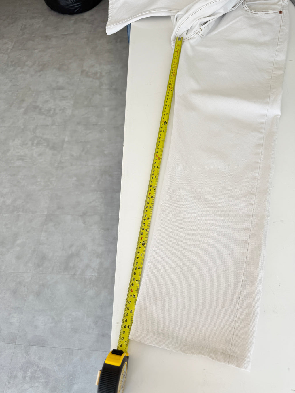 W31 L30 vintage Levis 501 30/31” measured white denim 90s Levi’s 501s