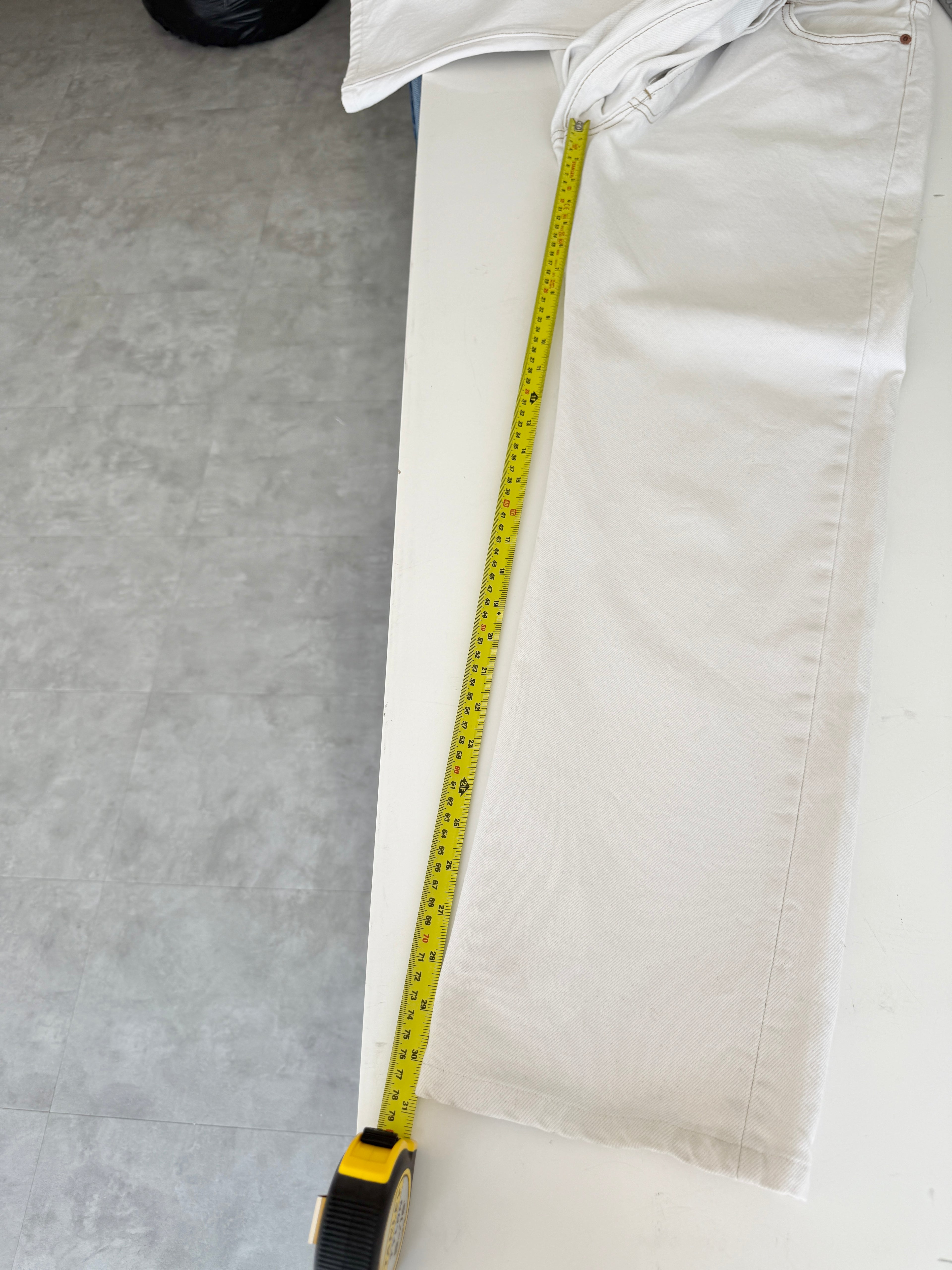W31 L30 vintage Levis 501 30/31” measured white denim 90s Levi’s 501s