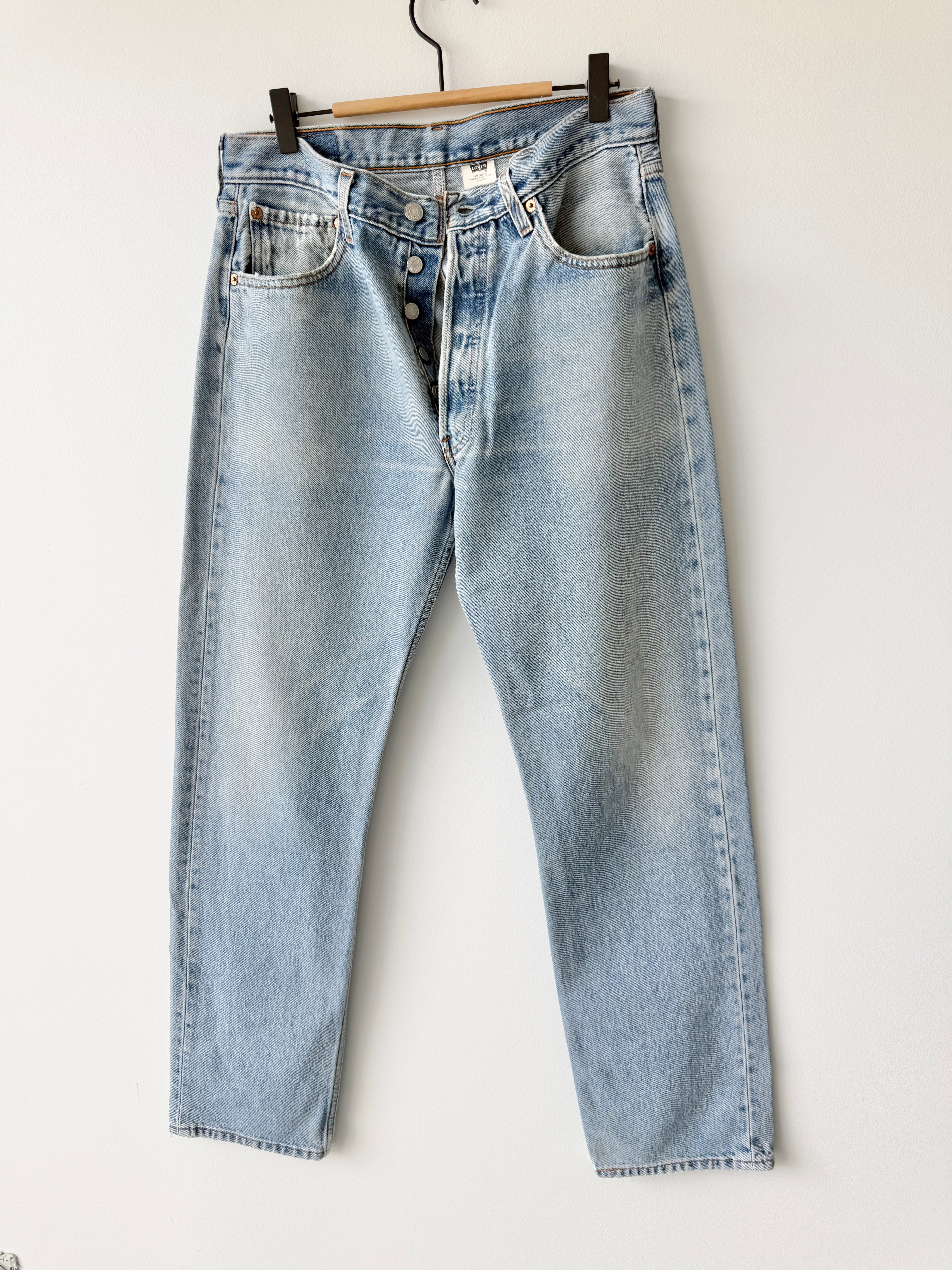 Soft W30 L31 vintage Levis 501 29/30” light blue faded Levi’s 501s Y2K