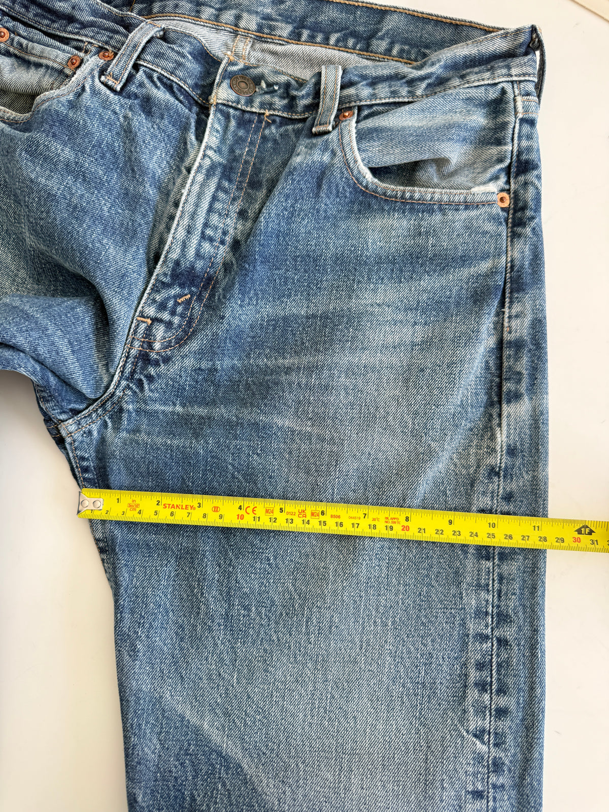 W30 L30 vintage Levis 505 29/30” measured waist 90s 505s