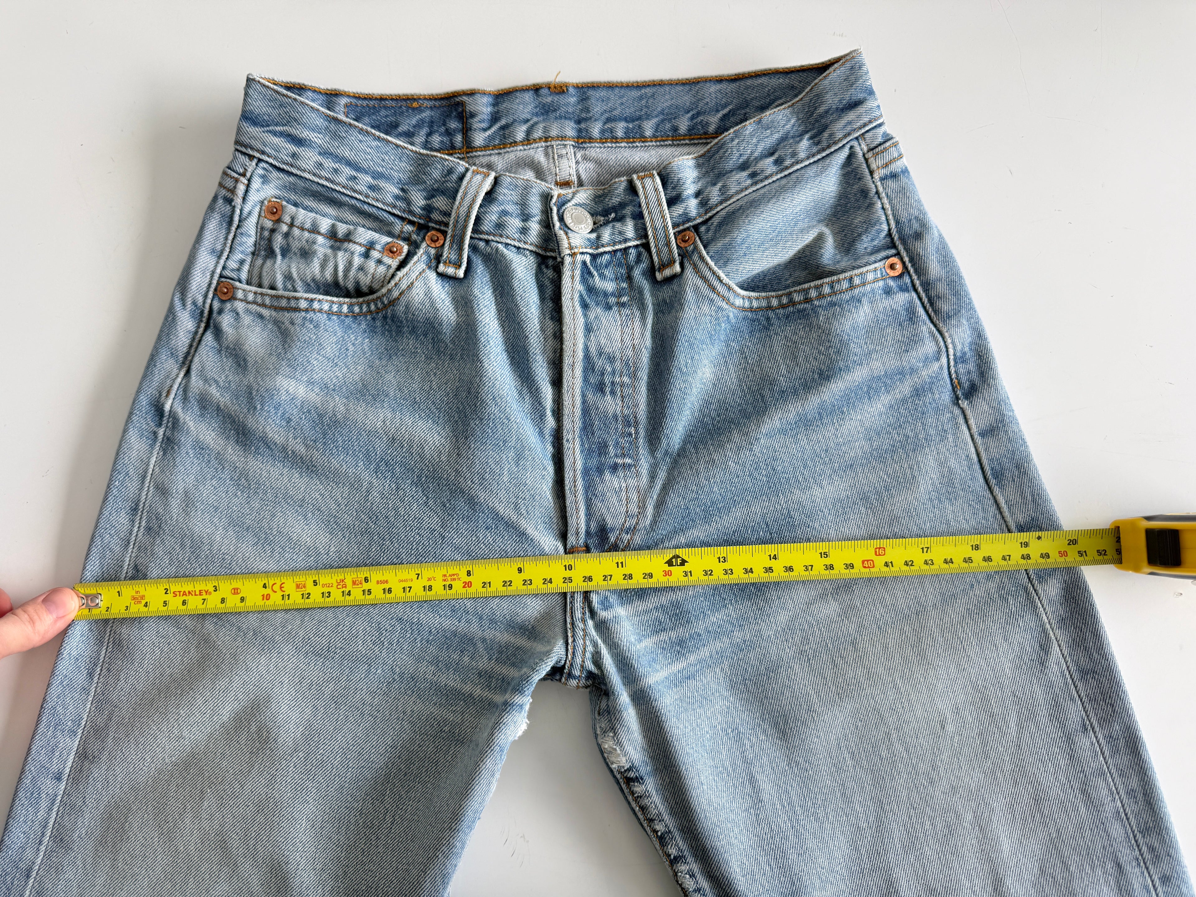 Soft W26 L29 vintage Levis 501 25/26” measured unique faded blue denim Y2K  Levi’s 501s
