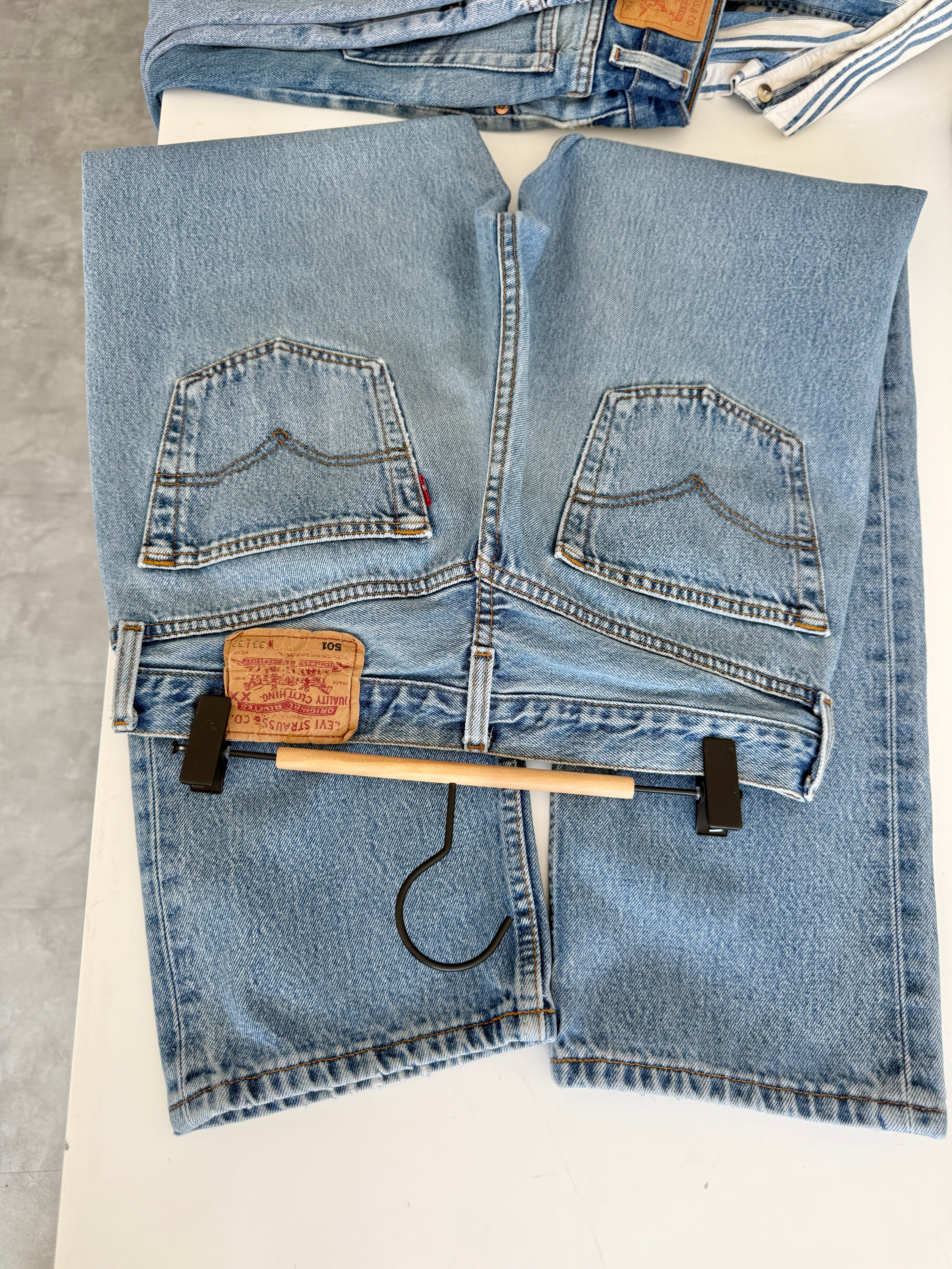 For Amanda - Soft W31 L30 vintage Levis 501 30/31” measured waist medium blue 501s Y2K