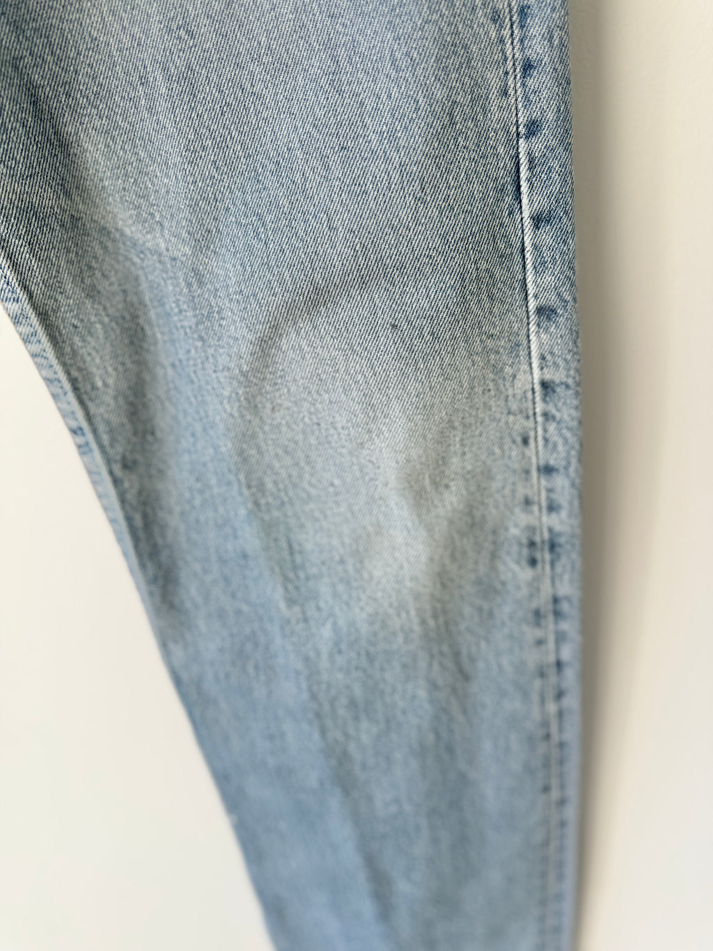 W29 L30 vintage Levis 501 29” measured medium faded blue Y2K Levi’s 501s