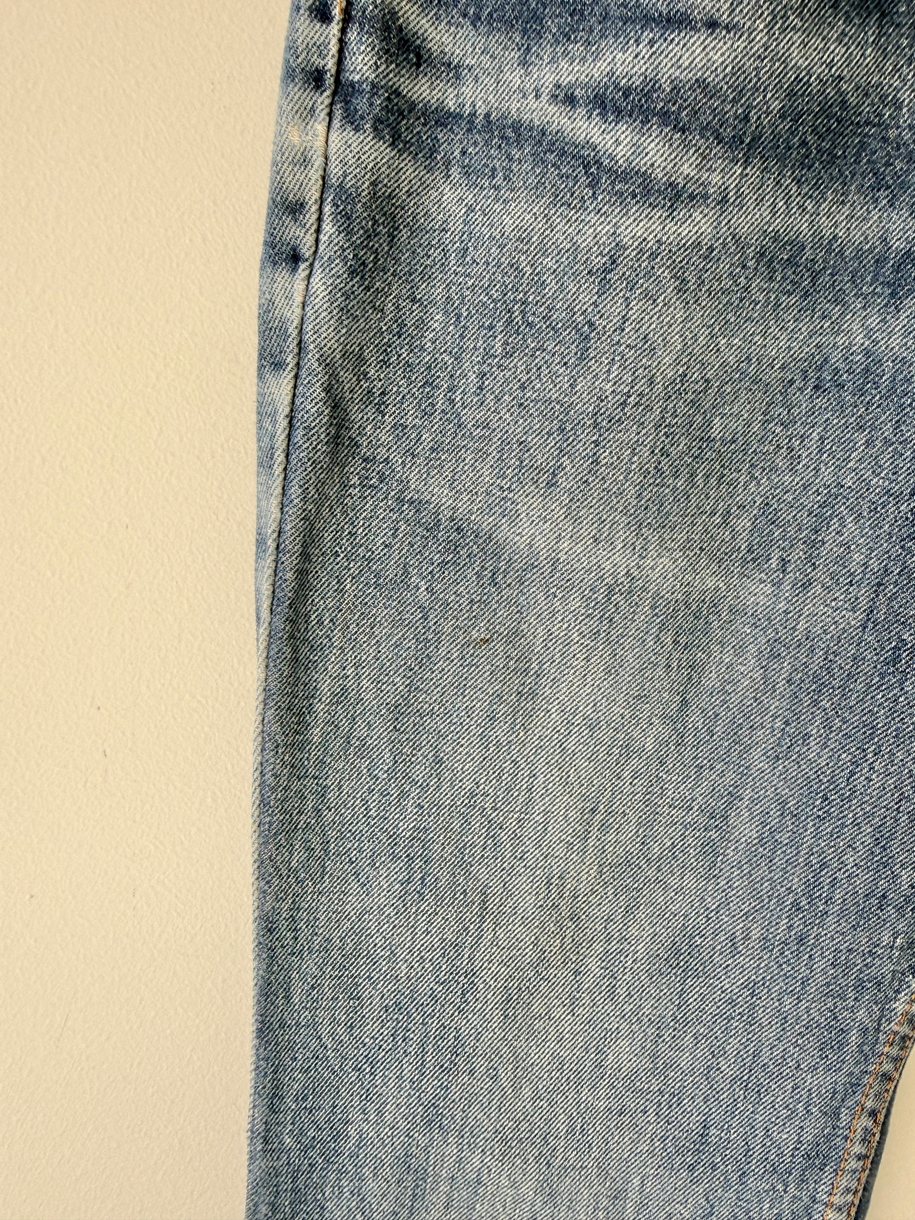 W24 L31 vintage Levis 517 24” measured waist dark faded blue USA 90s 517s