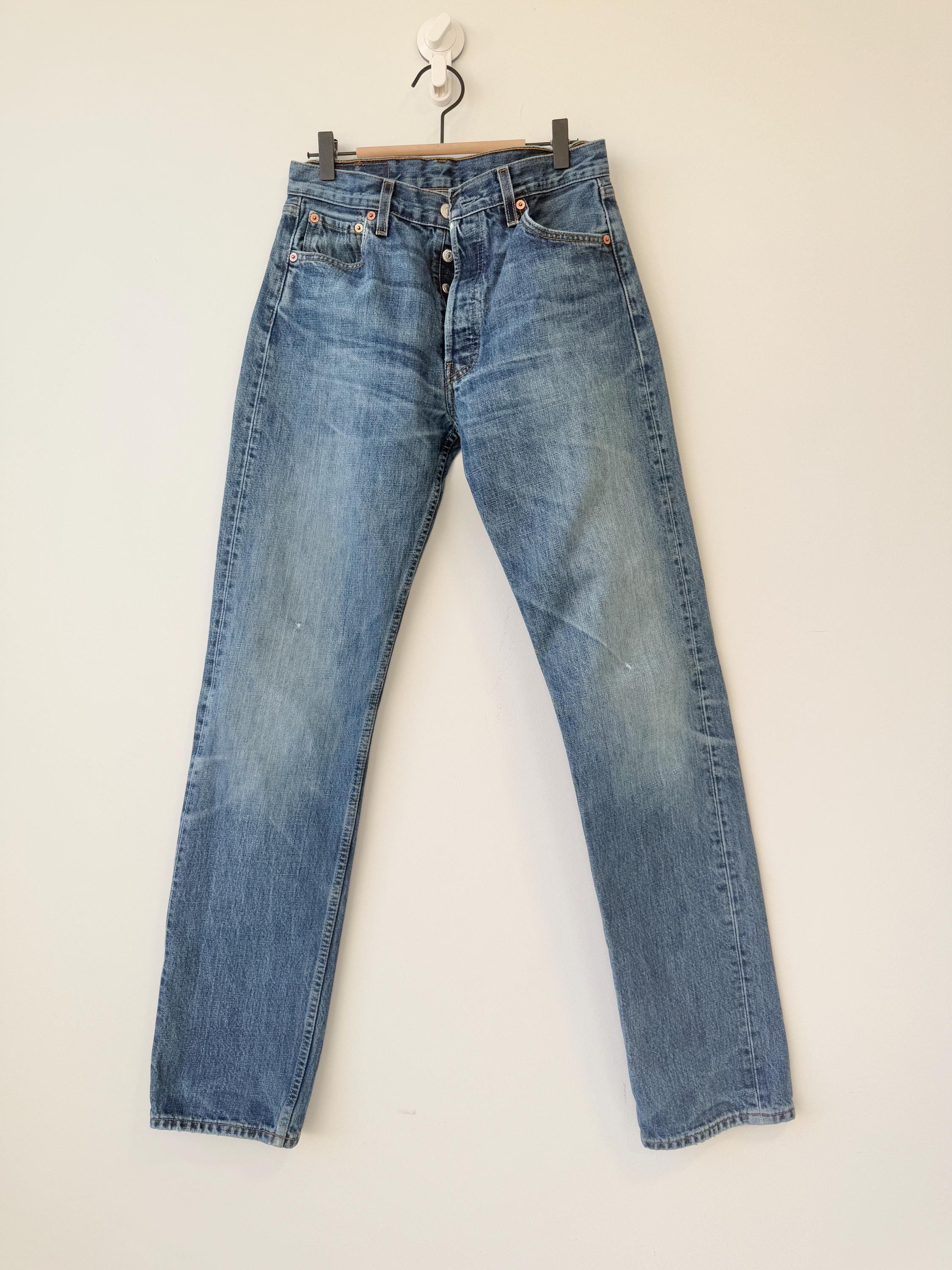 Levis 501 vintage w29 L33 faded  dark blue 501s made in Hungary straight leg jeans 501 28”/29” waist (febuk)