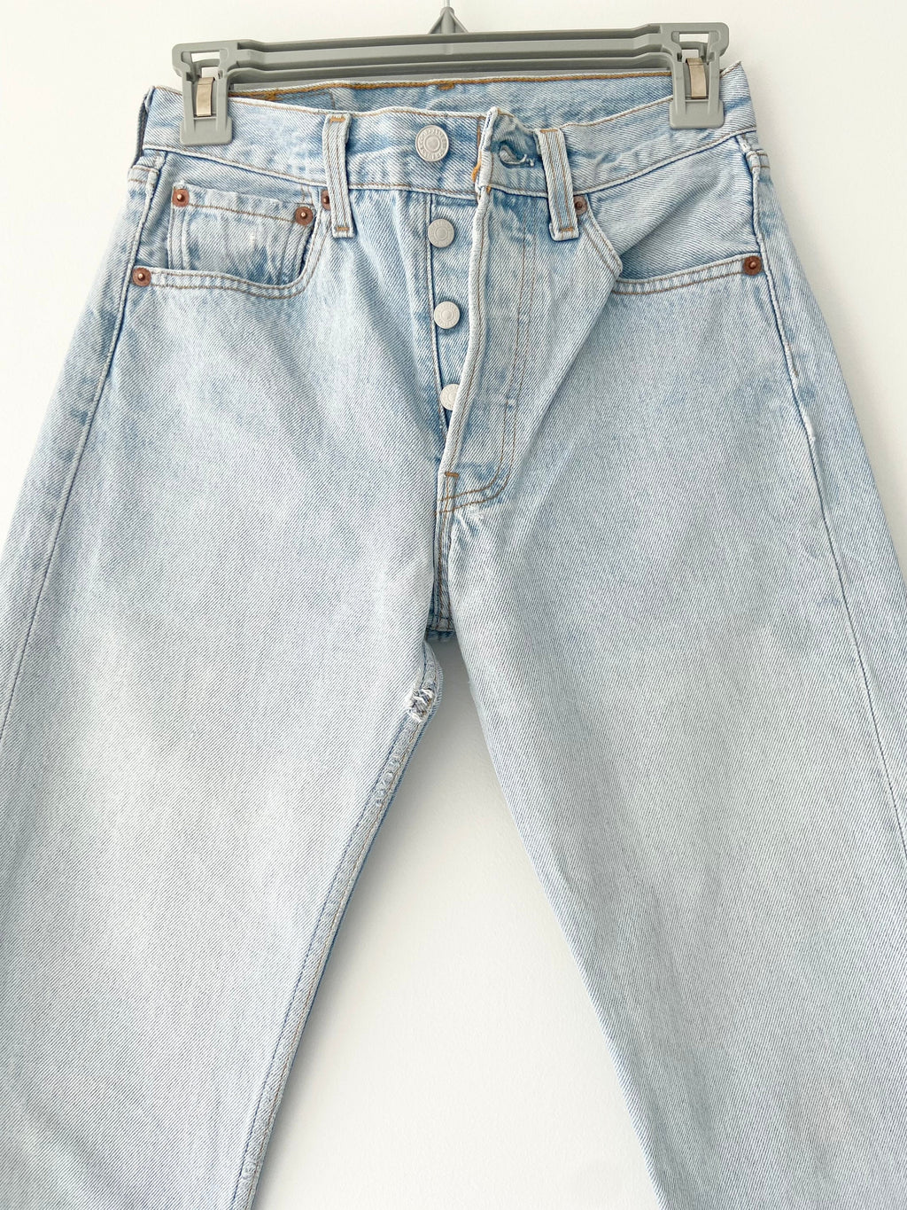 Vintage Levi’s 501xx w26 L30 made in USA 1996