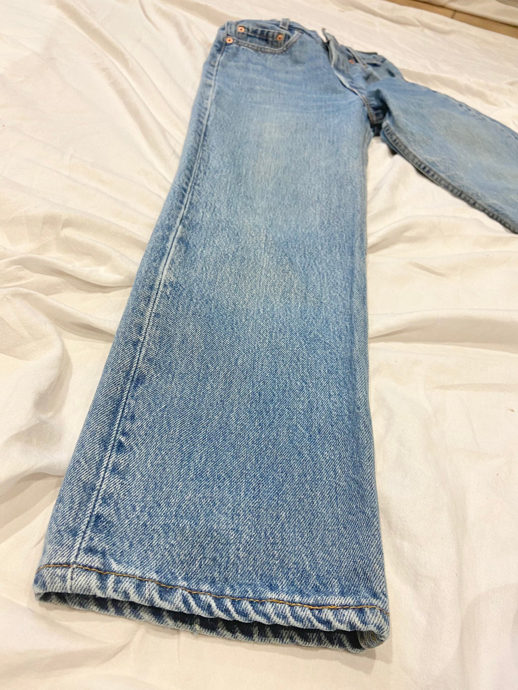 Vintage Levi’s 501 w25 L27 student fit made in USA