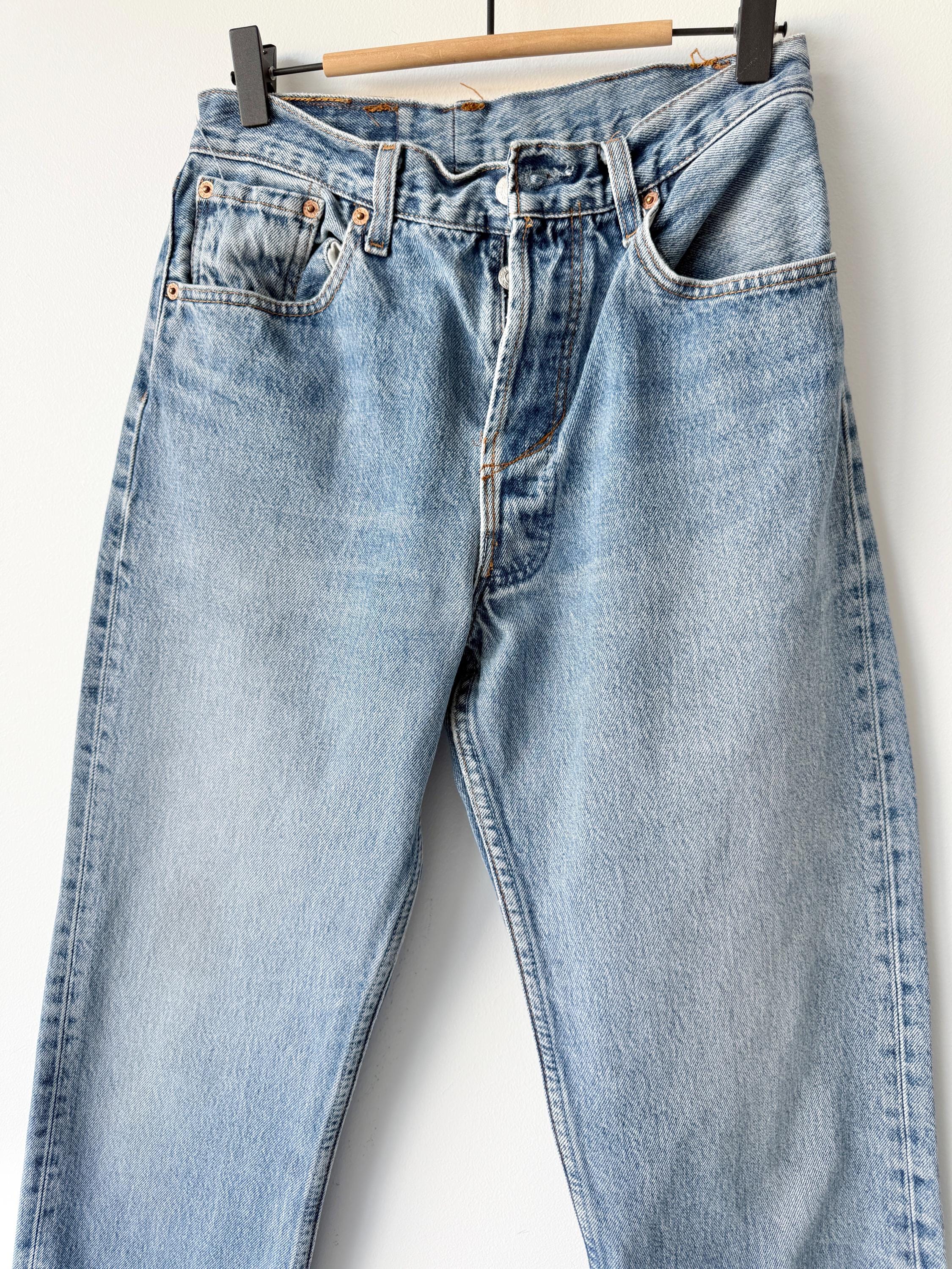 W27 L31 re done vintage Levis 501 26-27” measured waist medium blue denim made in Y2K