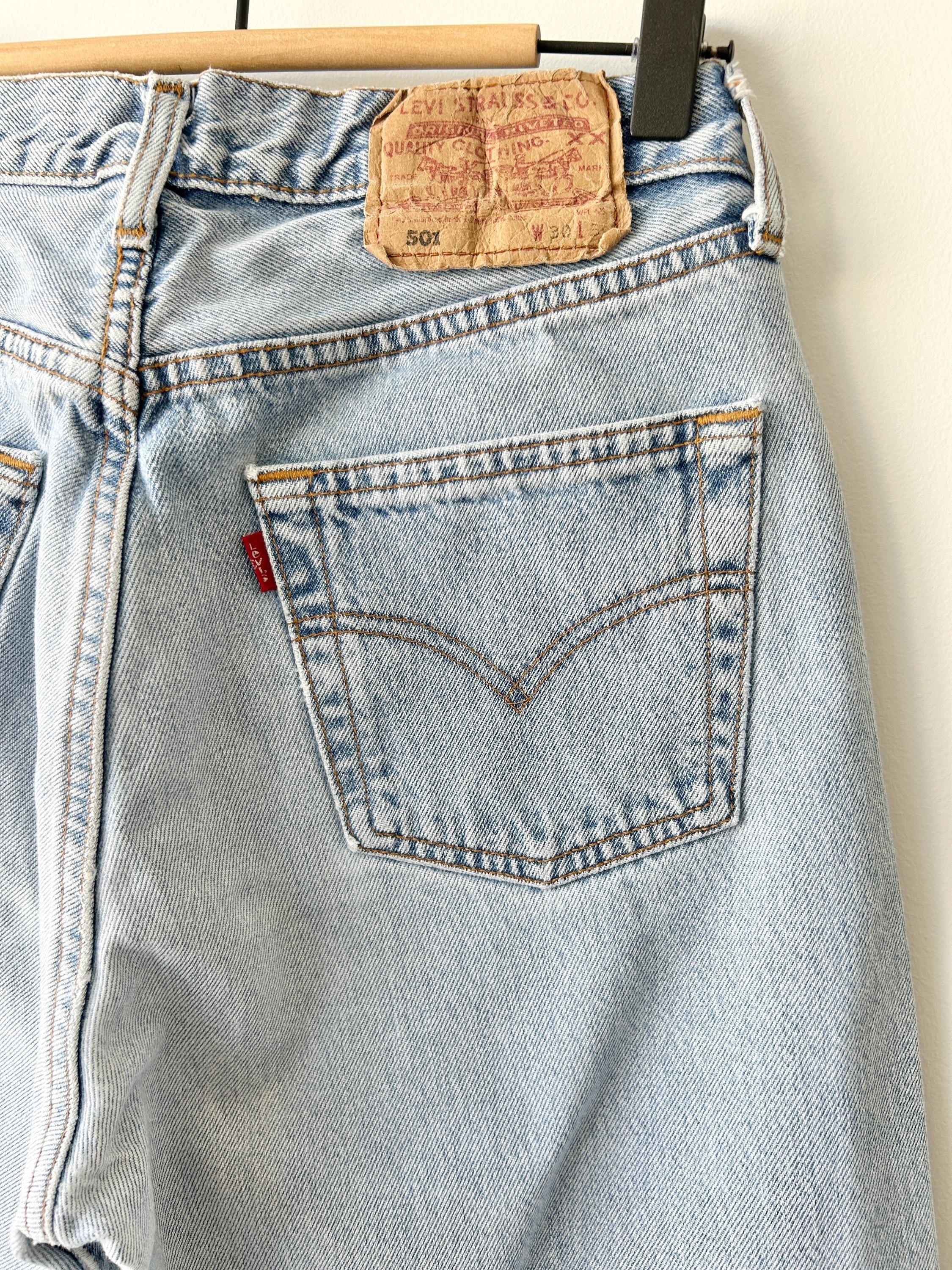 Levis 501 vintage w27 L33 Levi’s light faded denim straight leg Levi’s 501 90s vintage 501  (27”/26” waist)