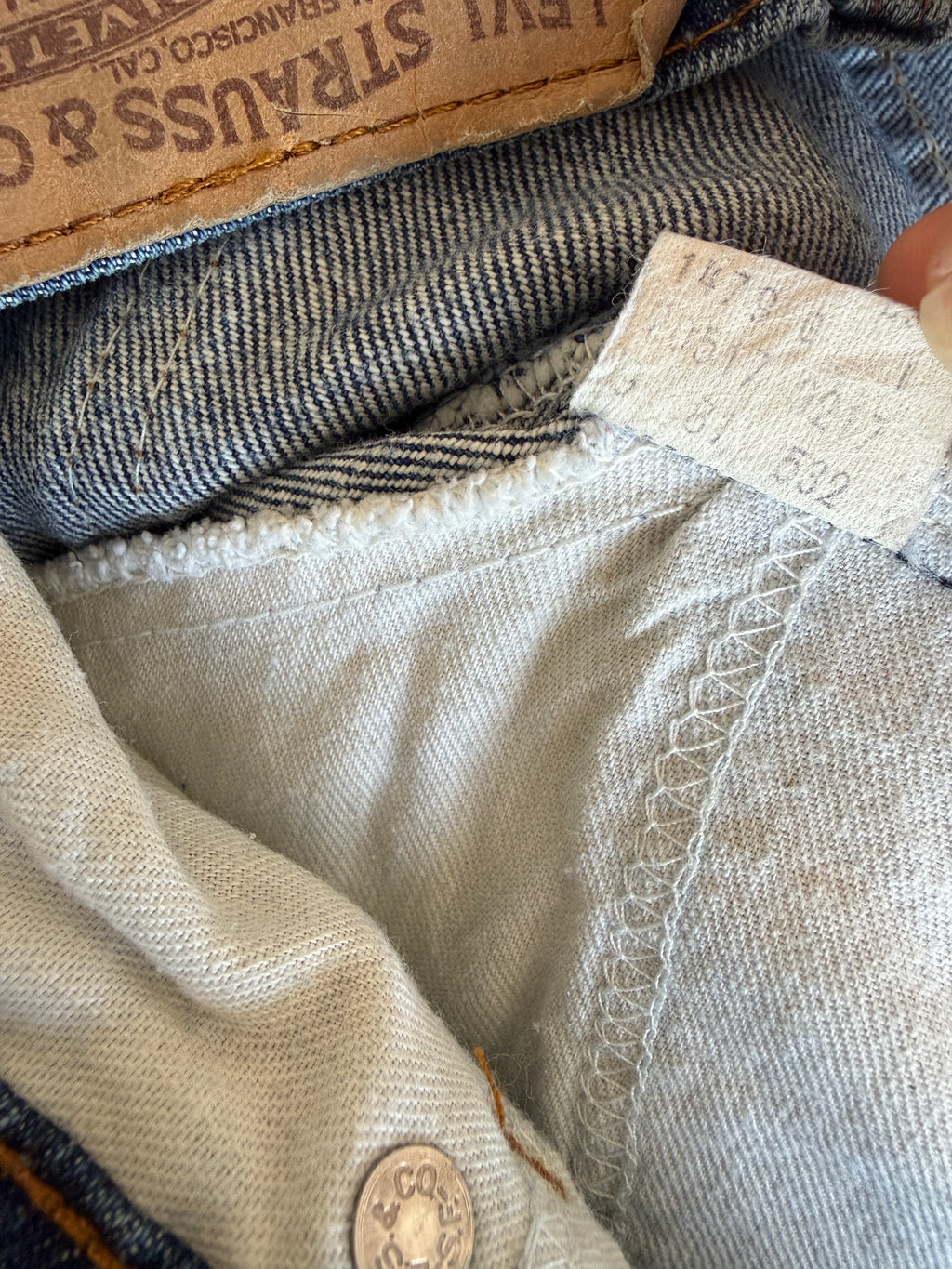 W29 L31 vintage Levis 517 28/29” measured waist dark faded USA 80s 517s